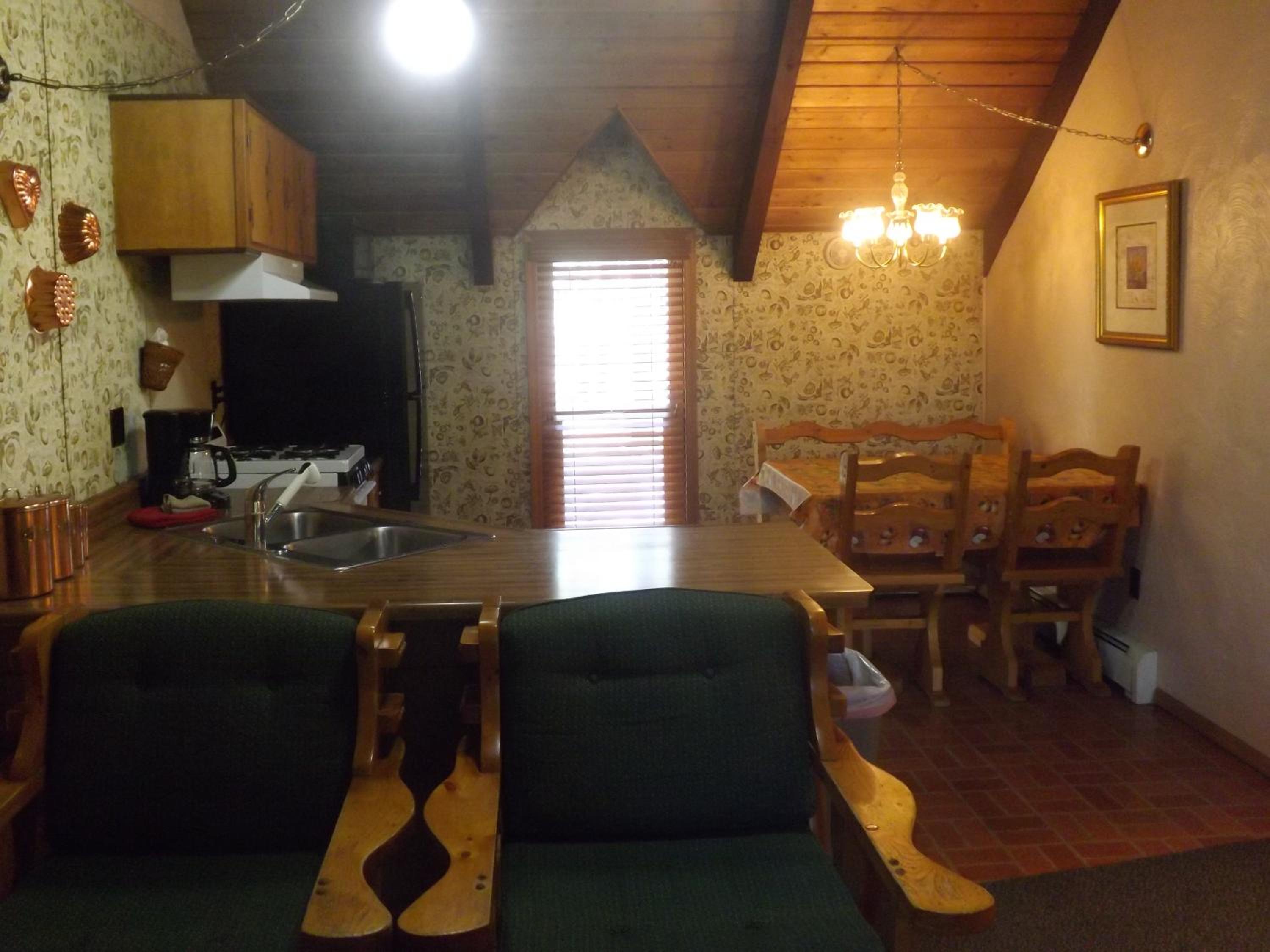 Arizona Mountain Inn & Cabins