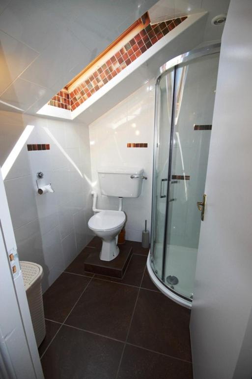 93 Clifden Glen Holiday Home