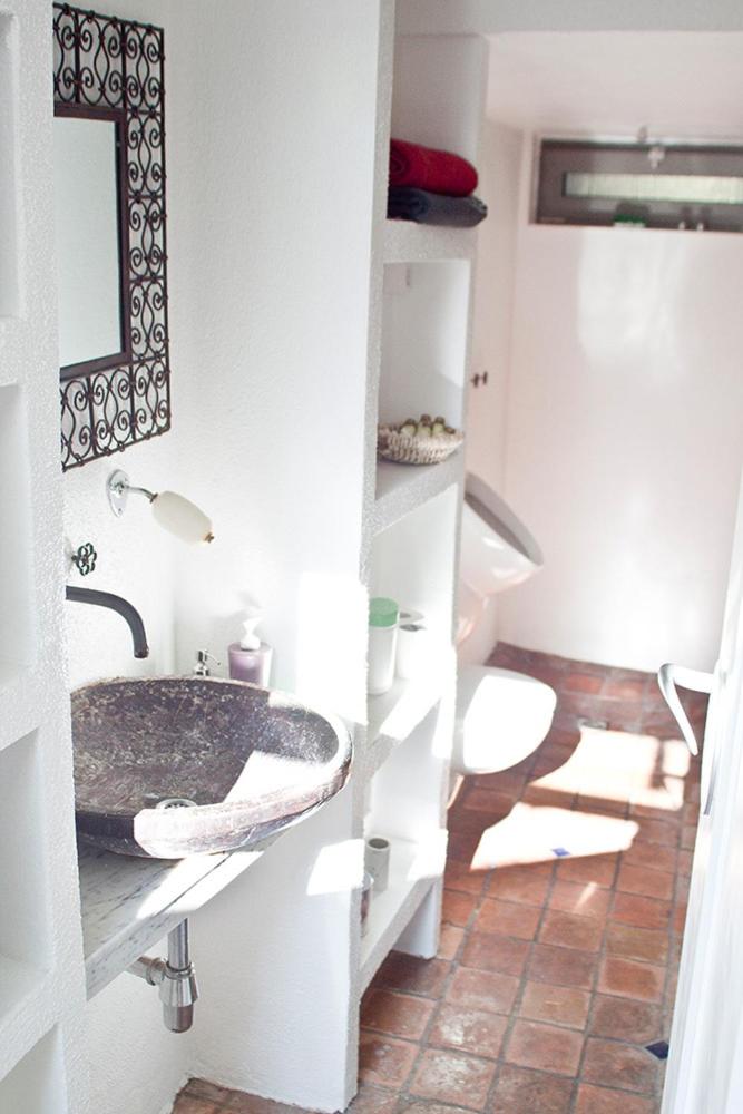Das Trafohaus en Solingen — bathroom