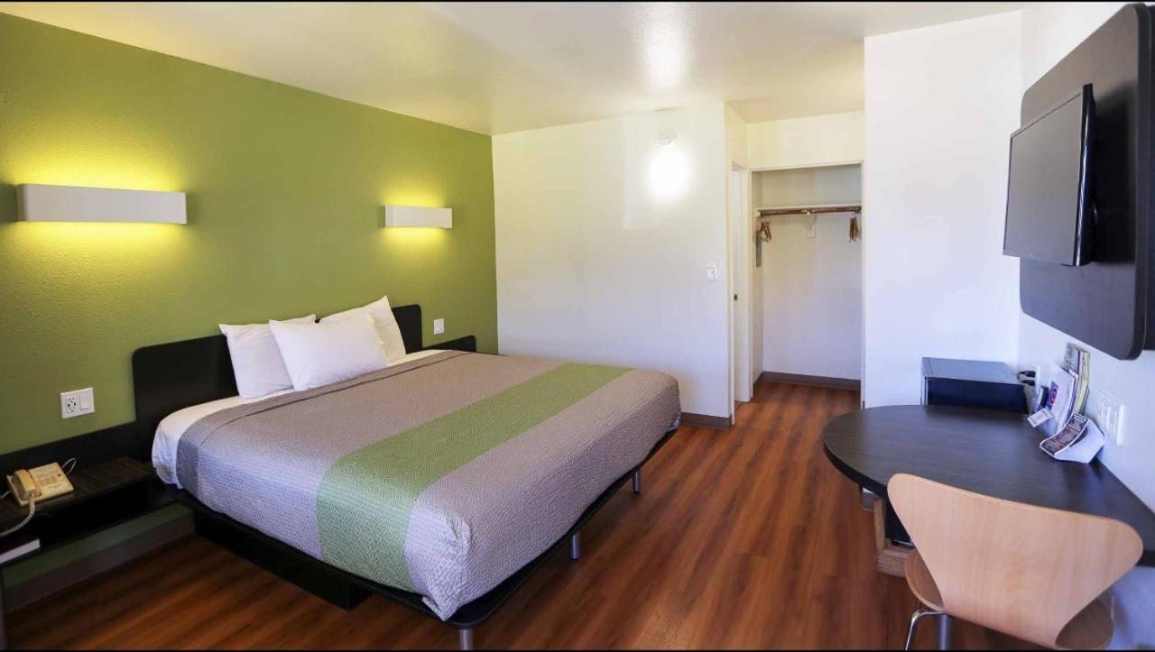 Payson Vacations - Motel 6-Payson, AZ - Property Image 10