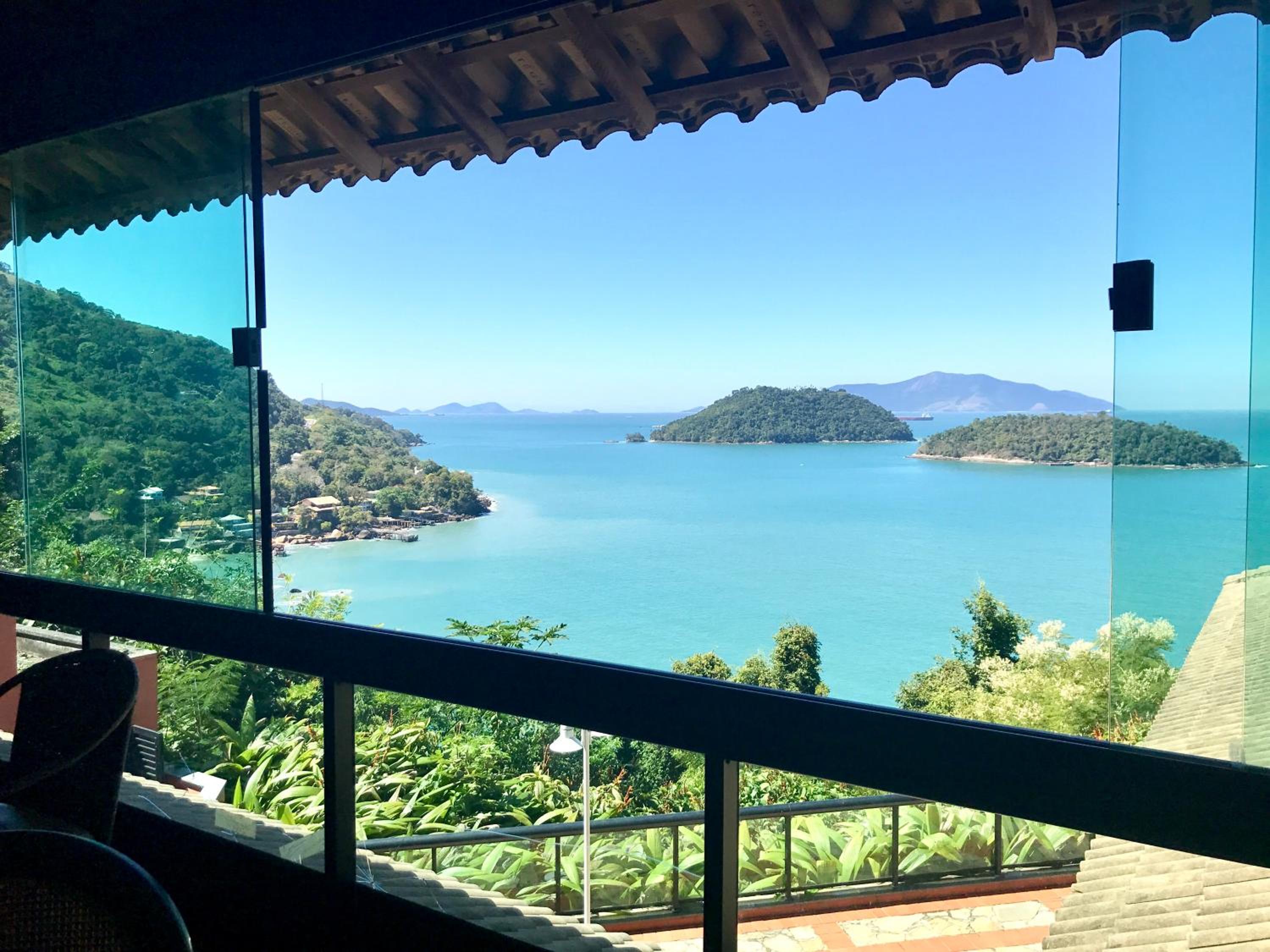 Porto Real Suites - Apto com vista para o mar e lazer de resort