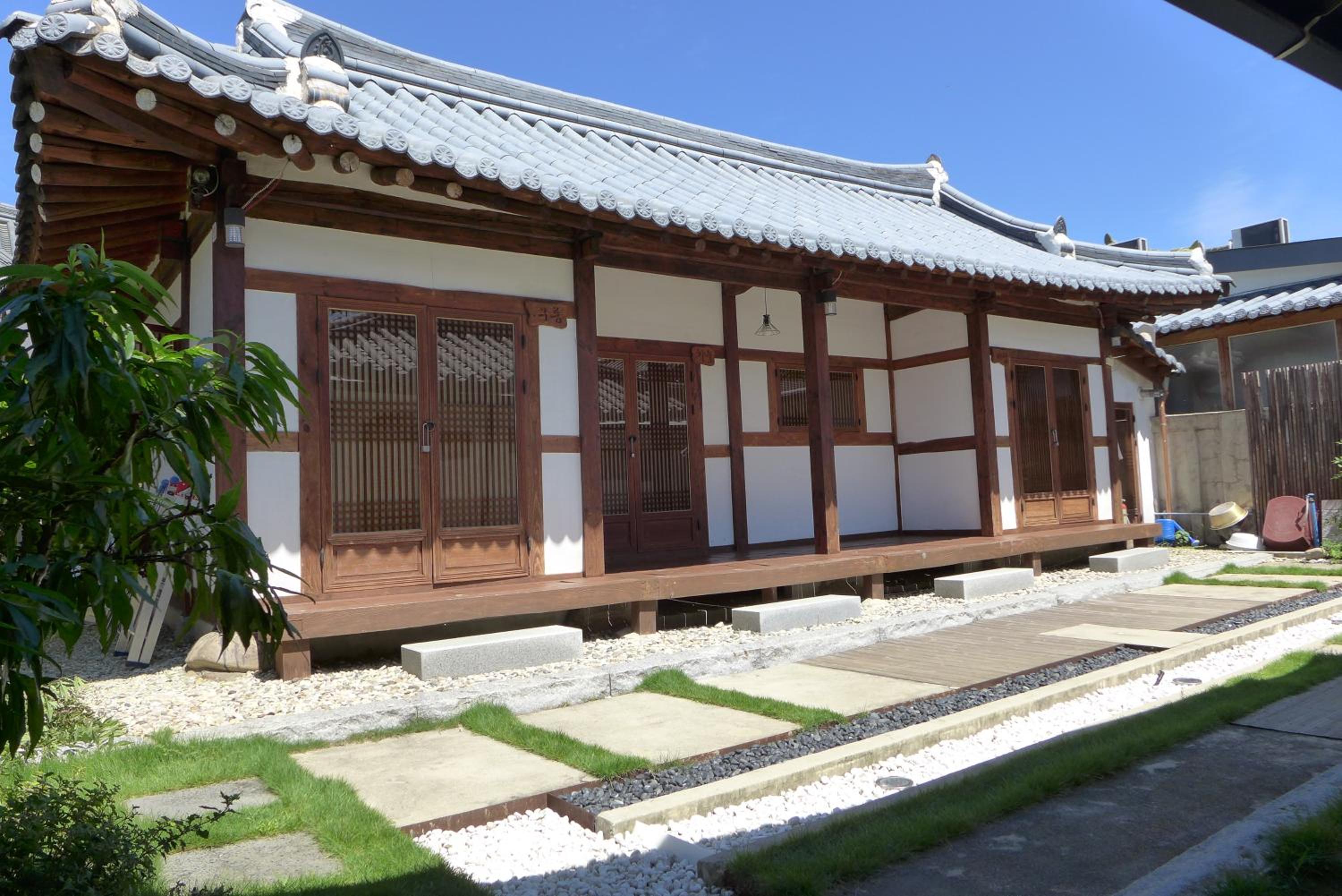 Sarangroo
