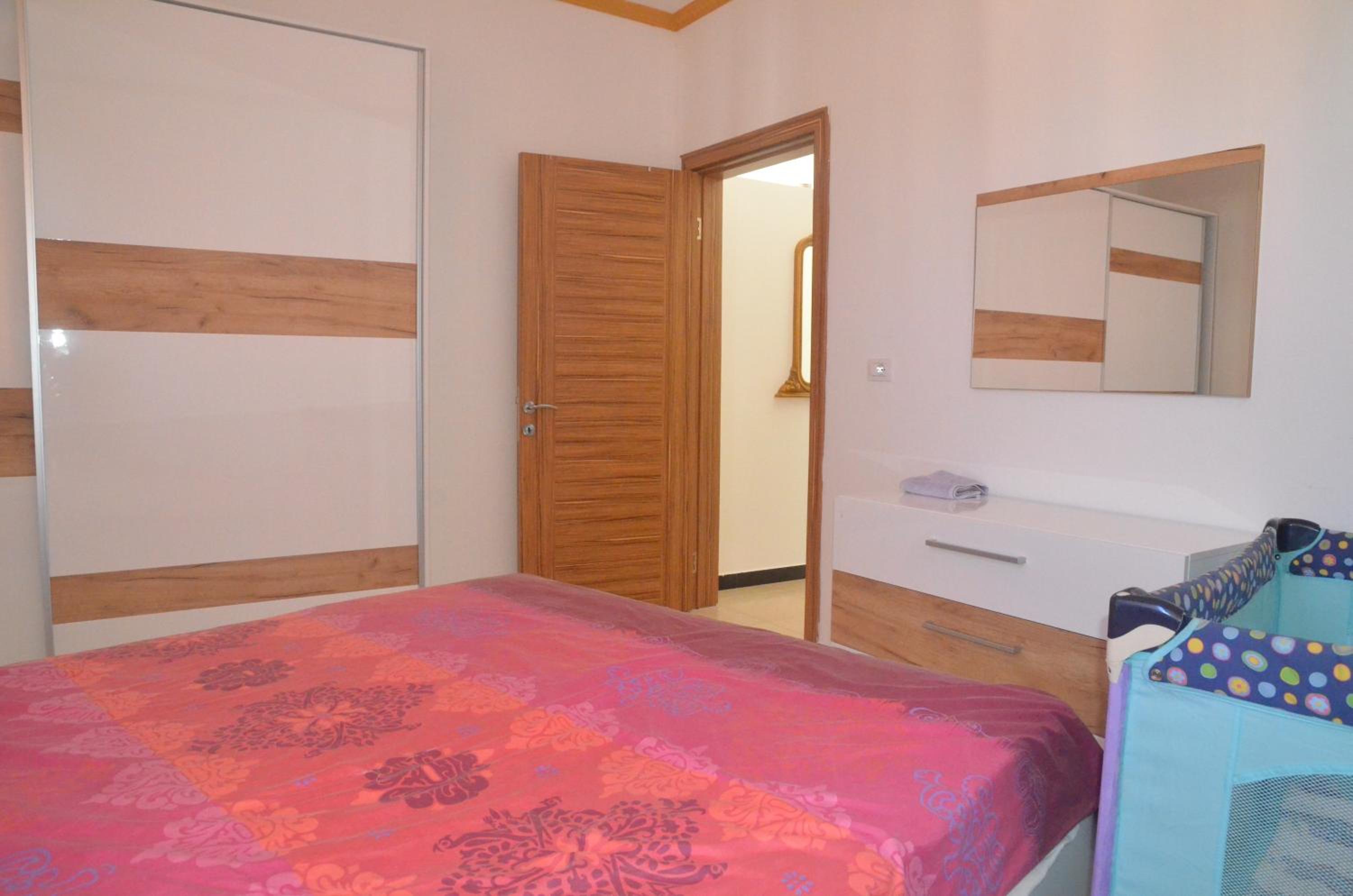 Everest Apartments Shengjin