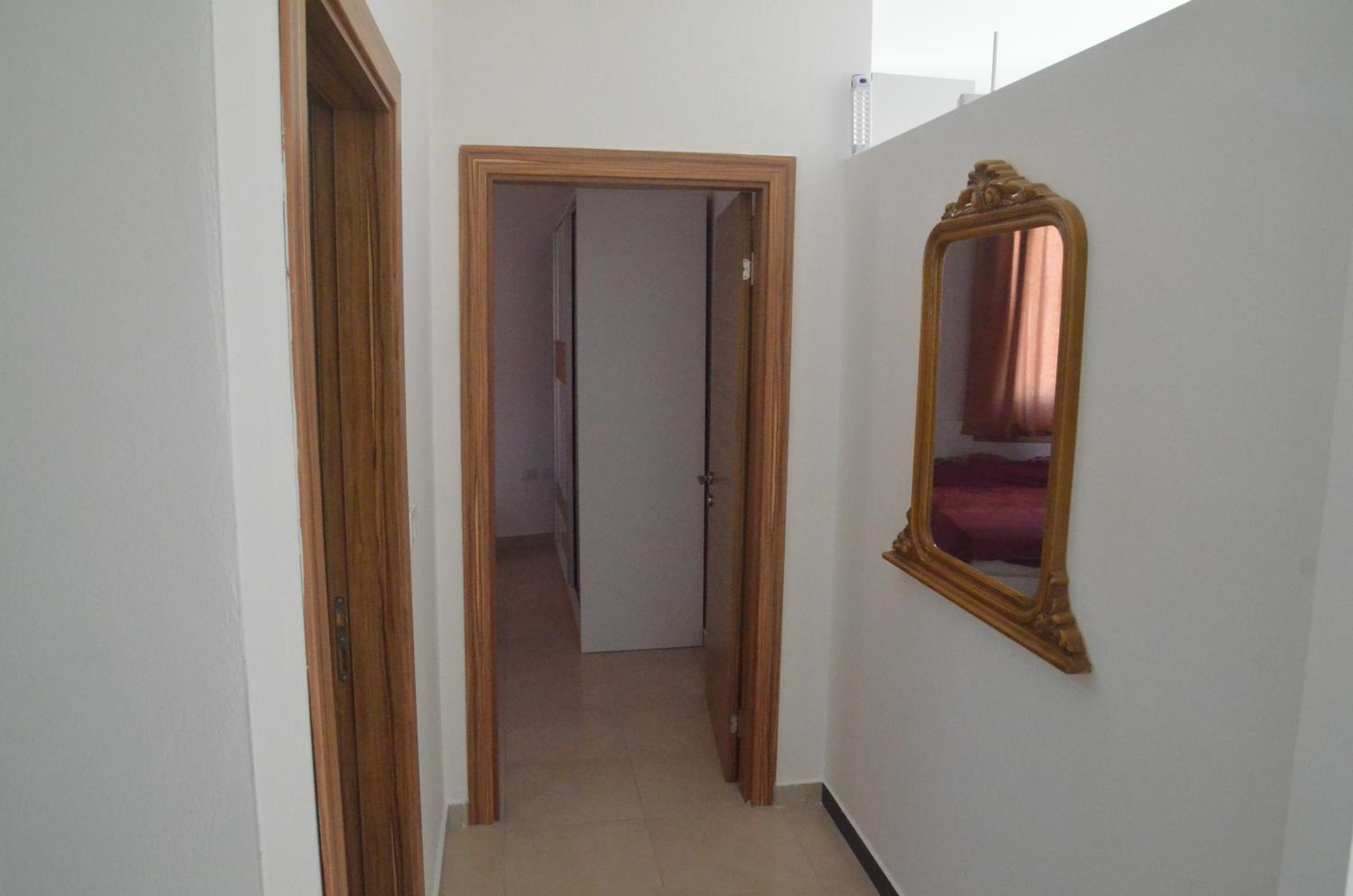 Everest Apartments Shengjin