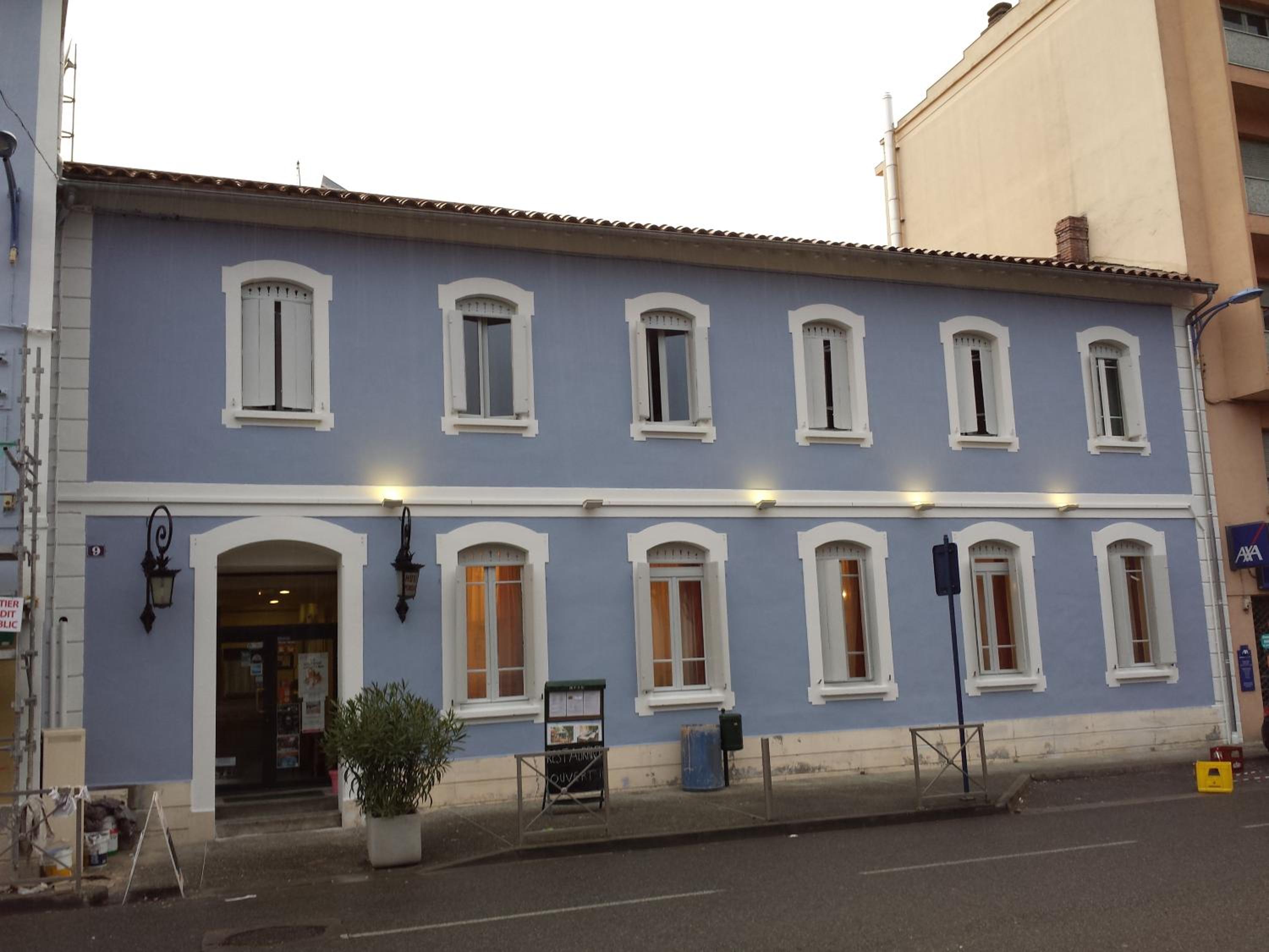 hotel building