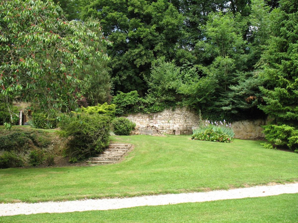 Photo 33