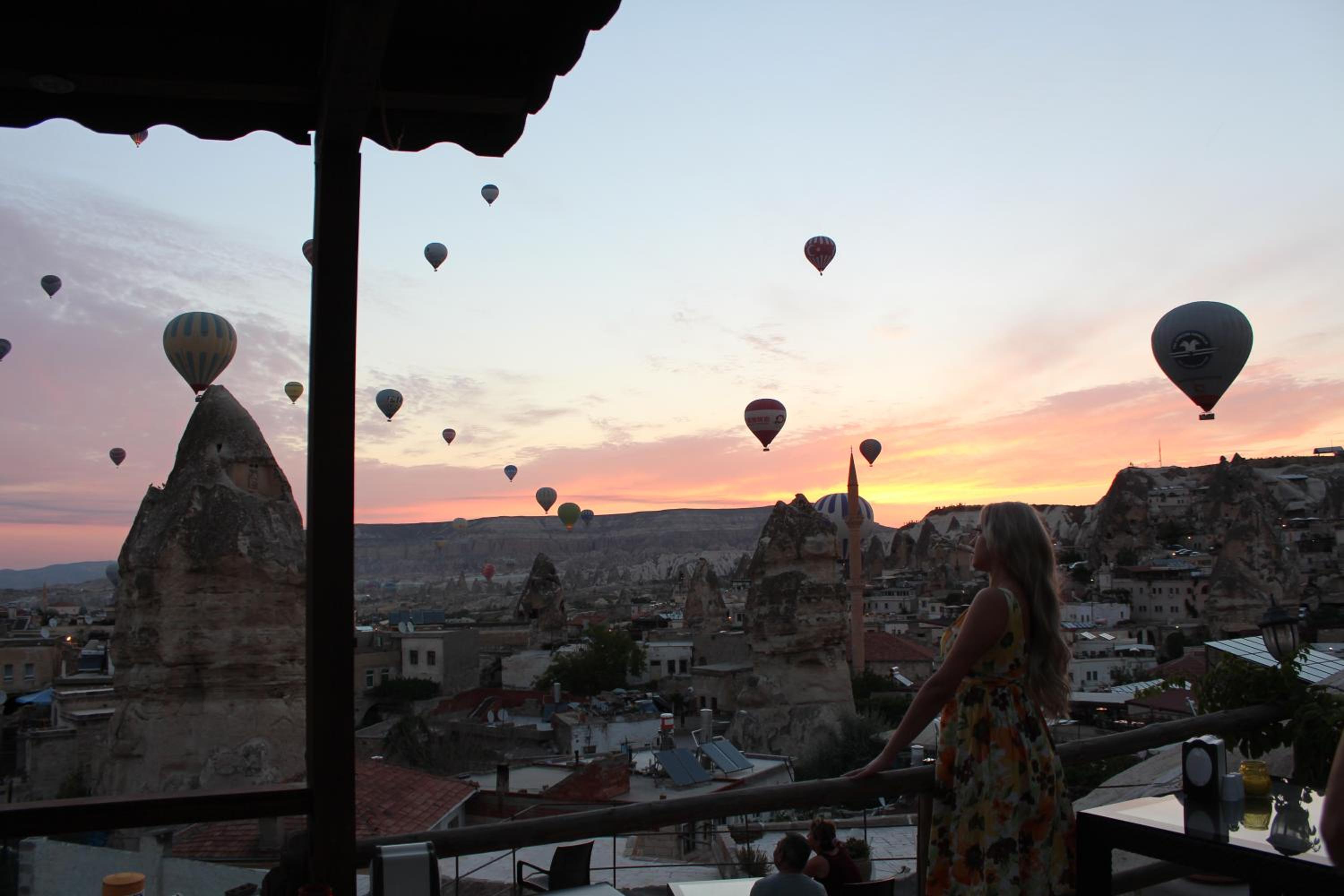Shoestring Cave House - Image 55
