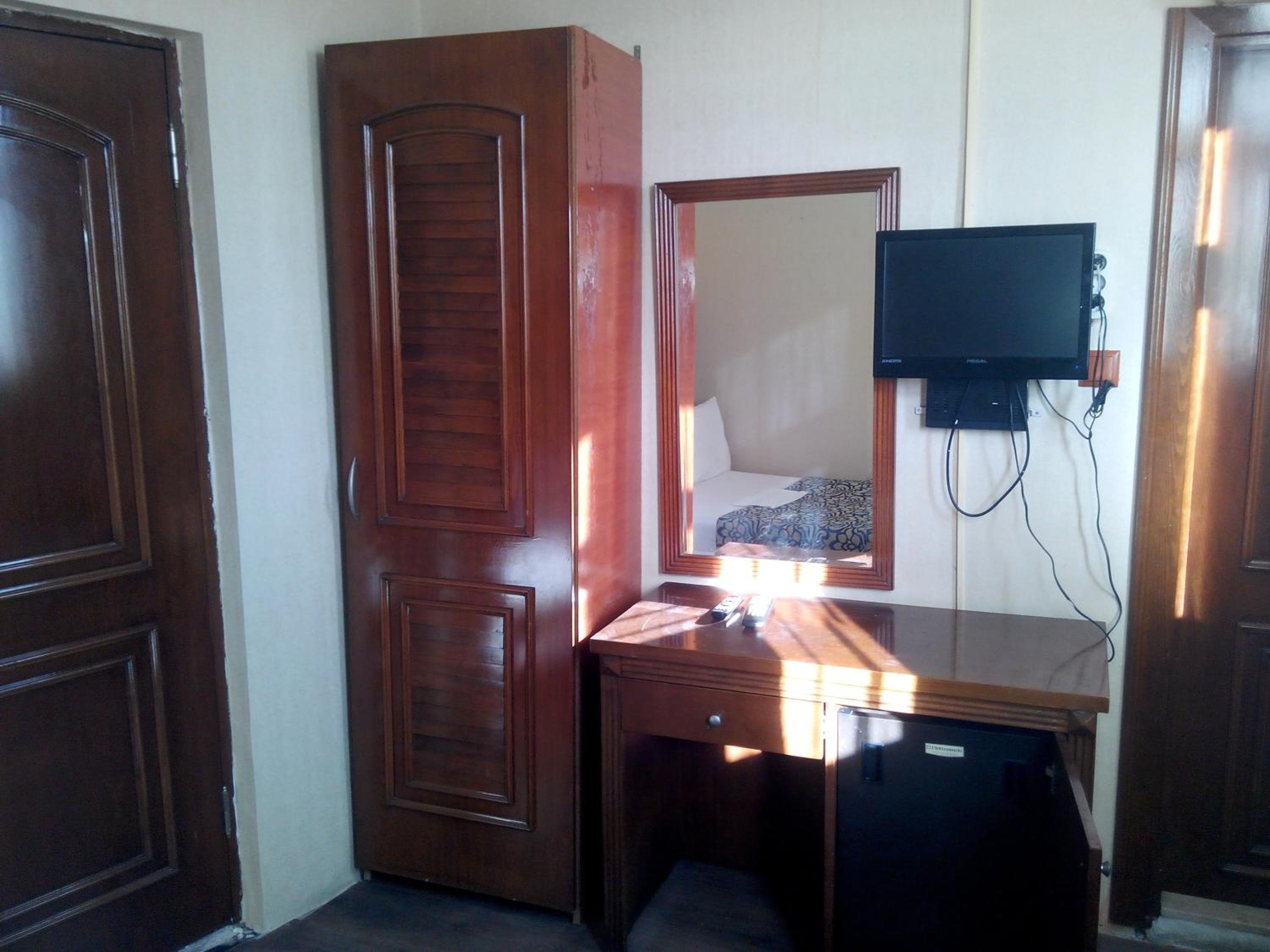 Red Rose Otel - - Image 24