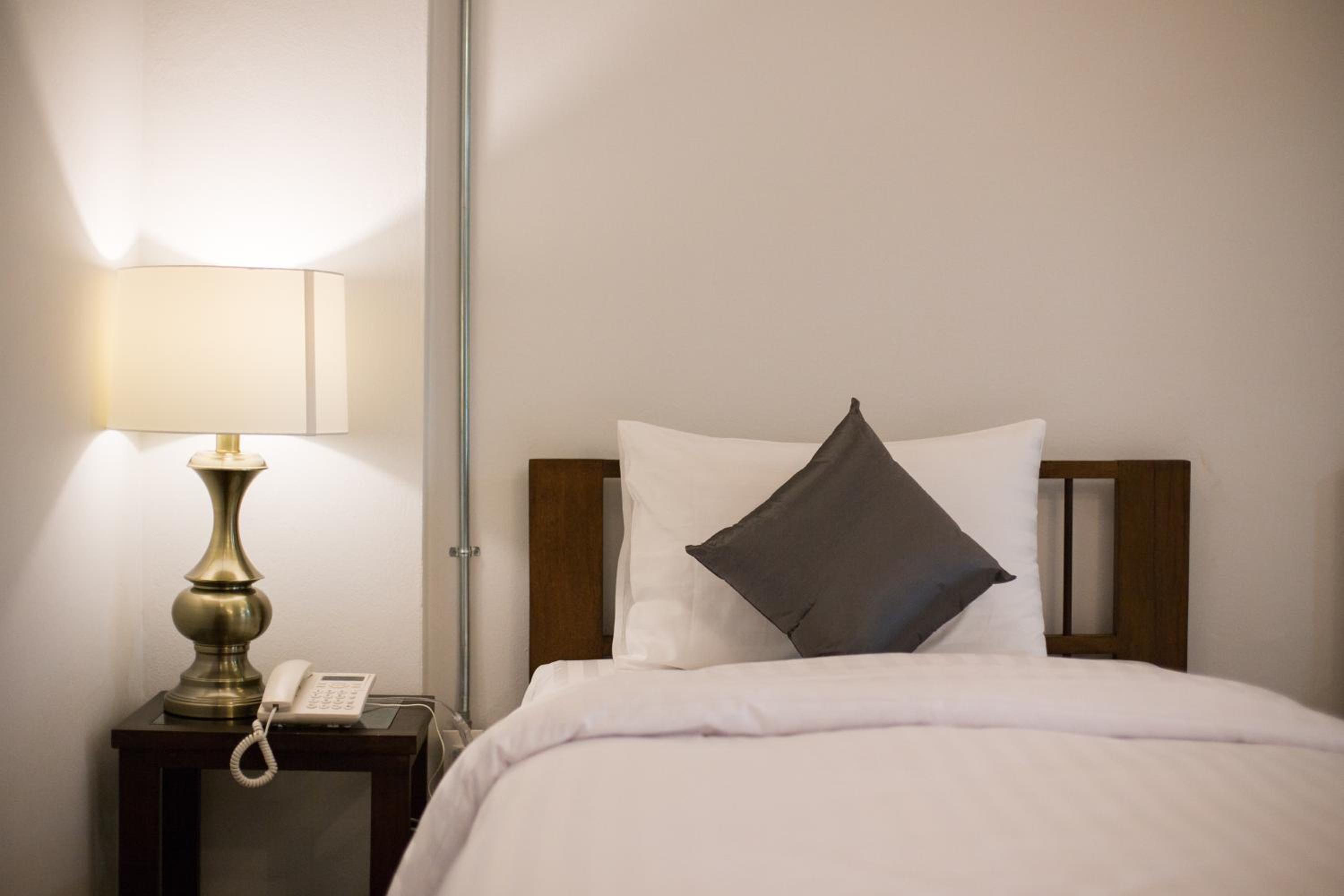 NightBazaar Inn Hotel 8