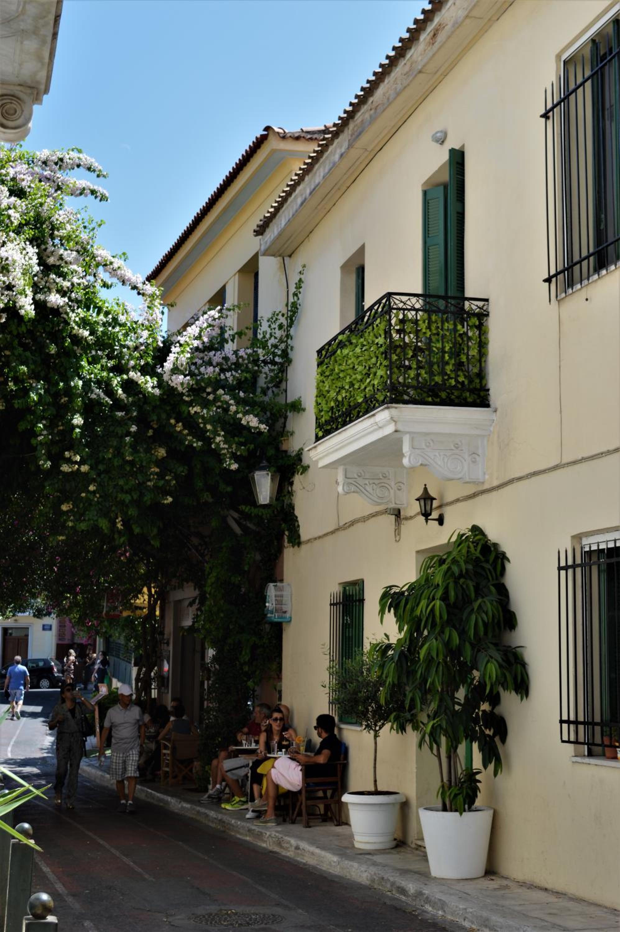 Athenian House in Plaka Villa by Athenian Homes