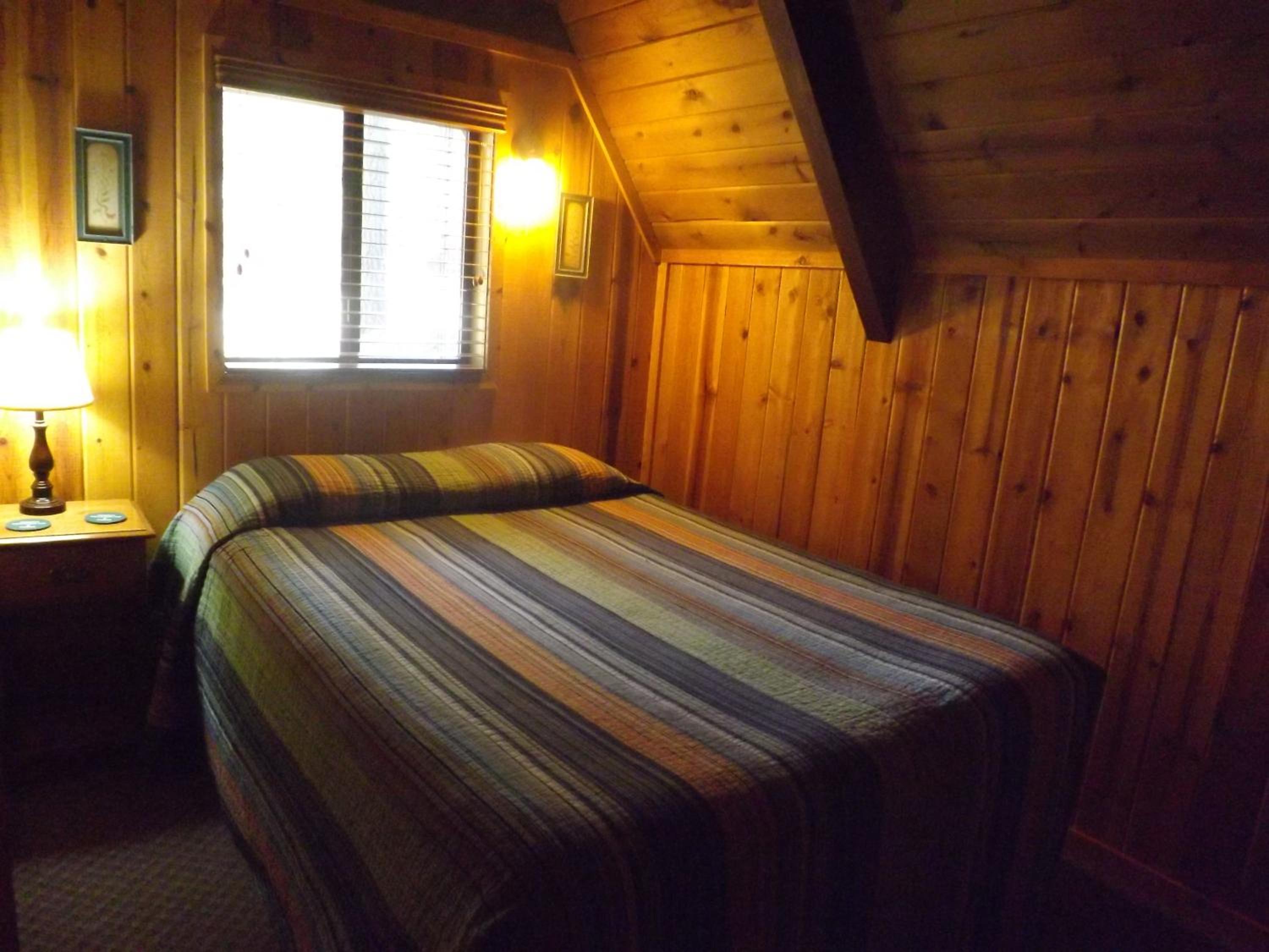 Arizona Mountain Inn & Cabins