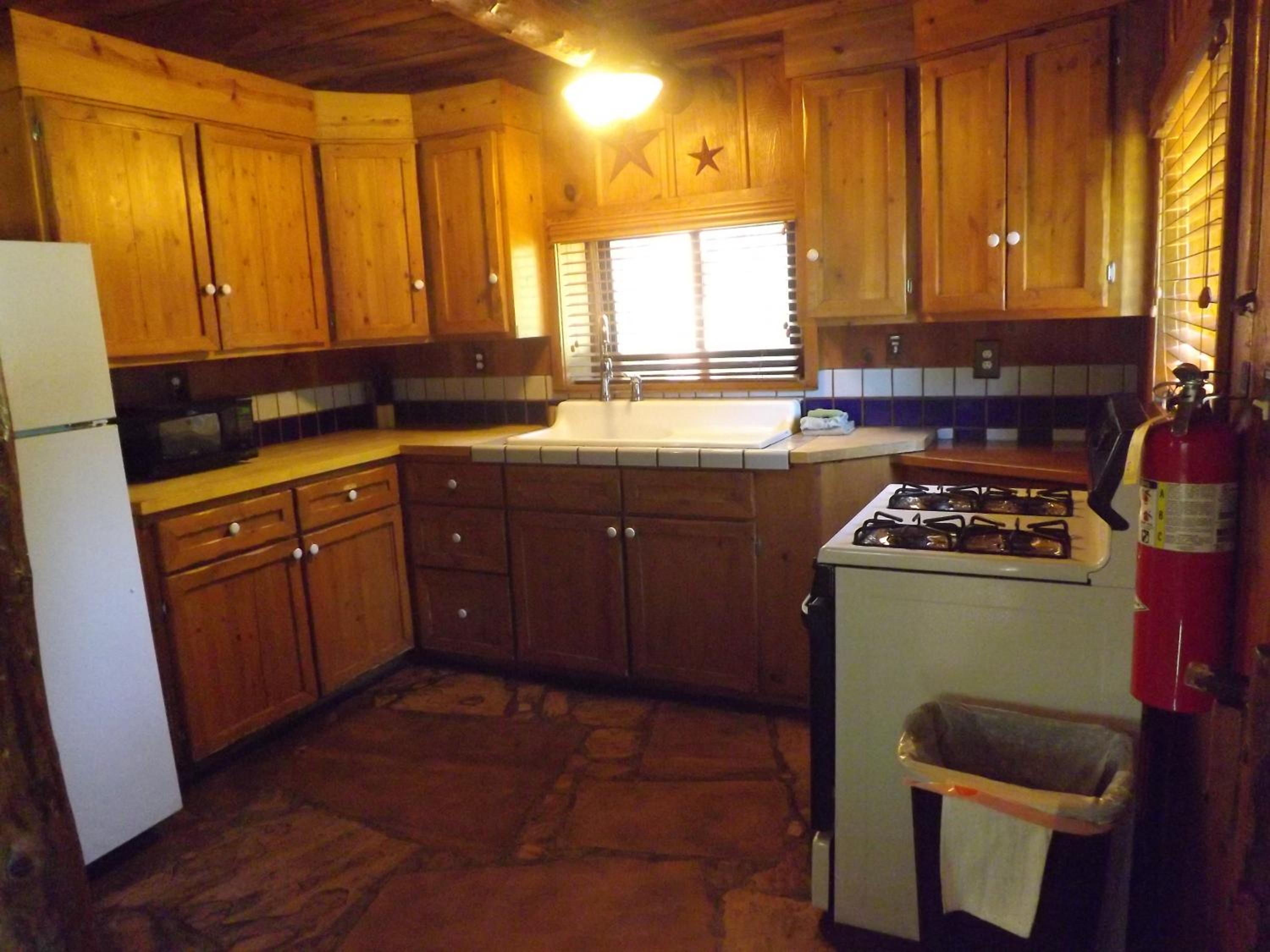 Arizona Mountain Inn & Cabins