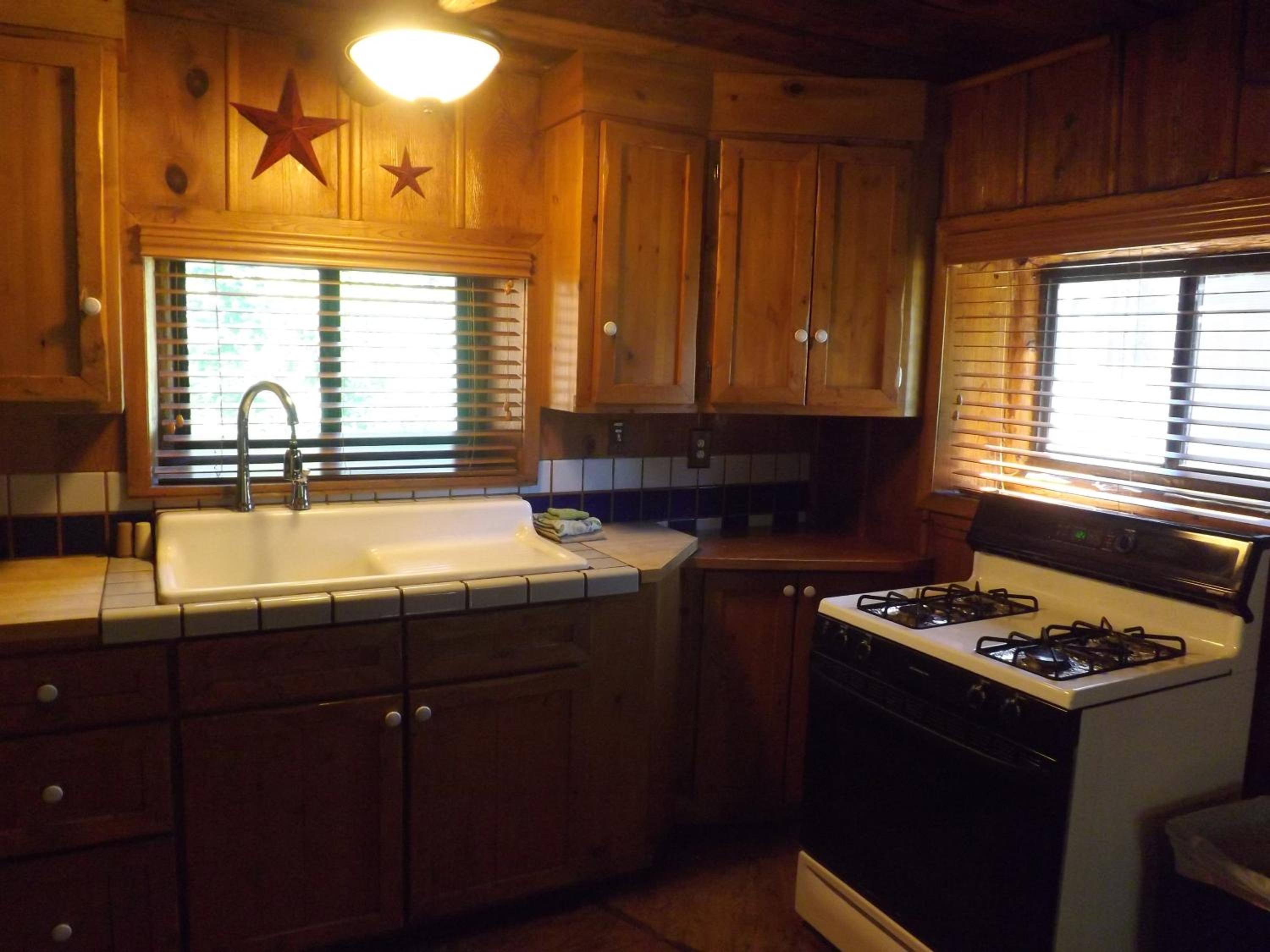 Arizona Mountain Inn & Cabins
