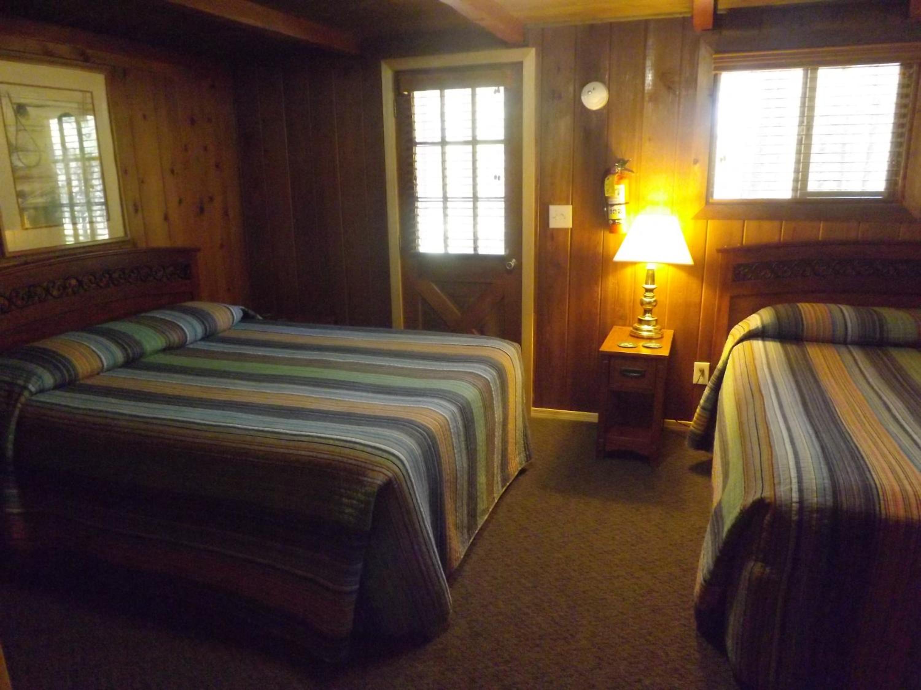 Arizona Mountain Inn & Cabins