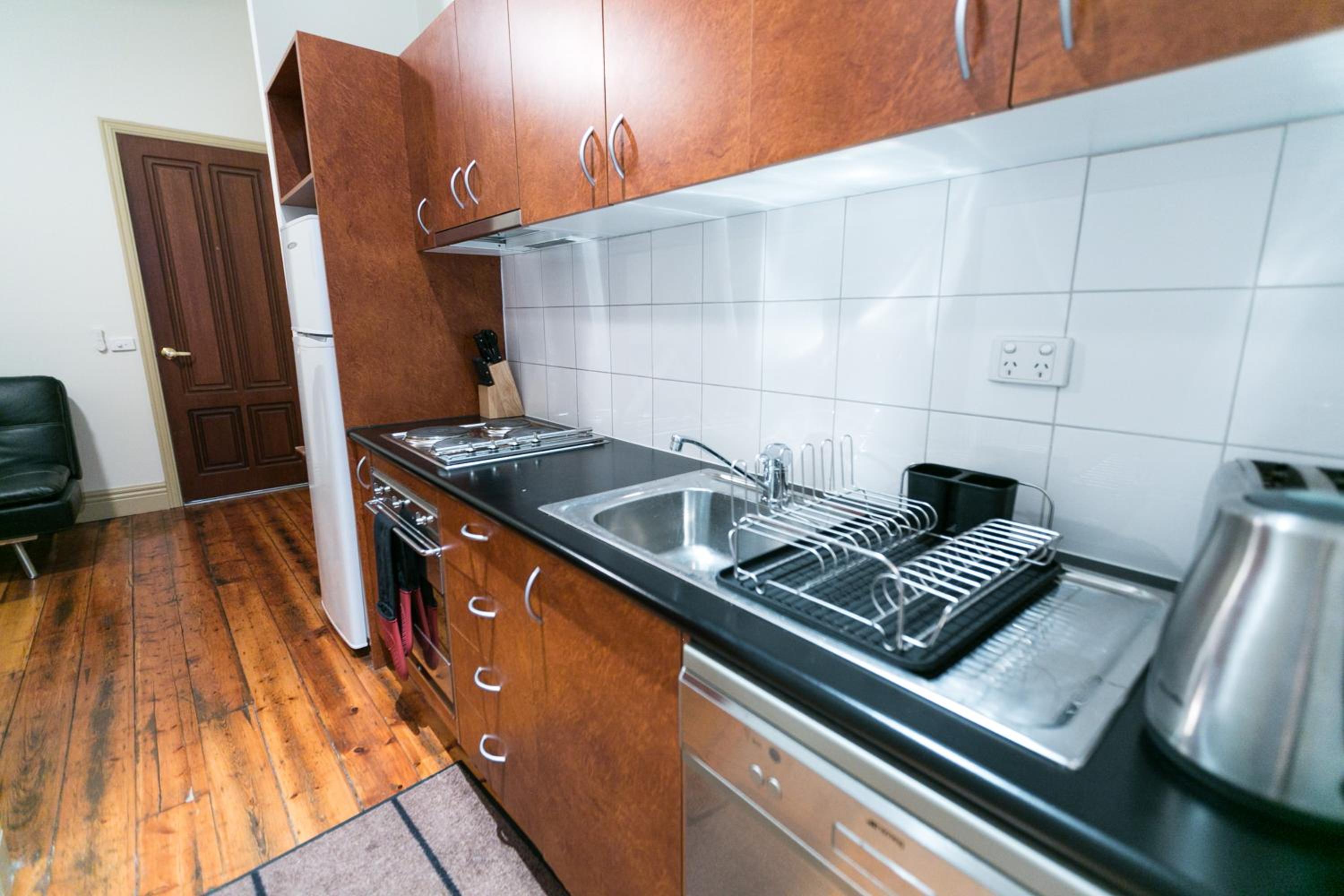 Flinders Lane Superior Studio Apartment