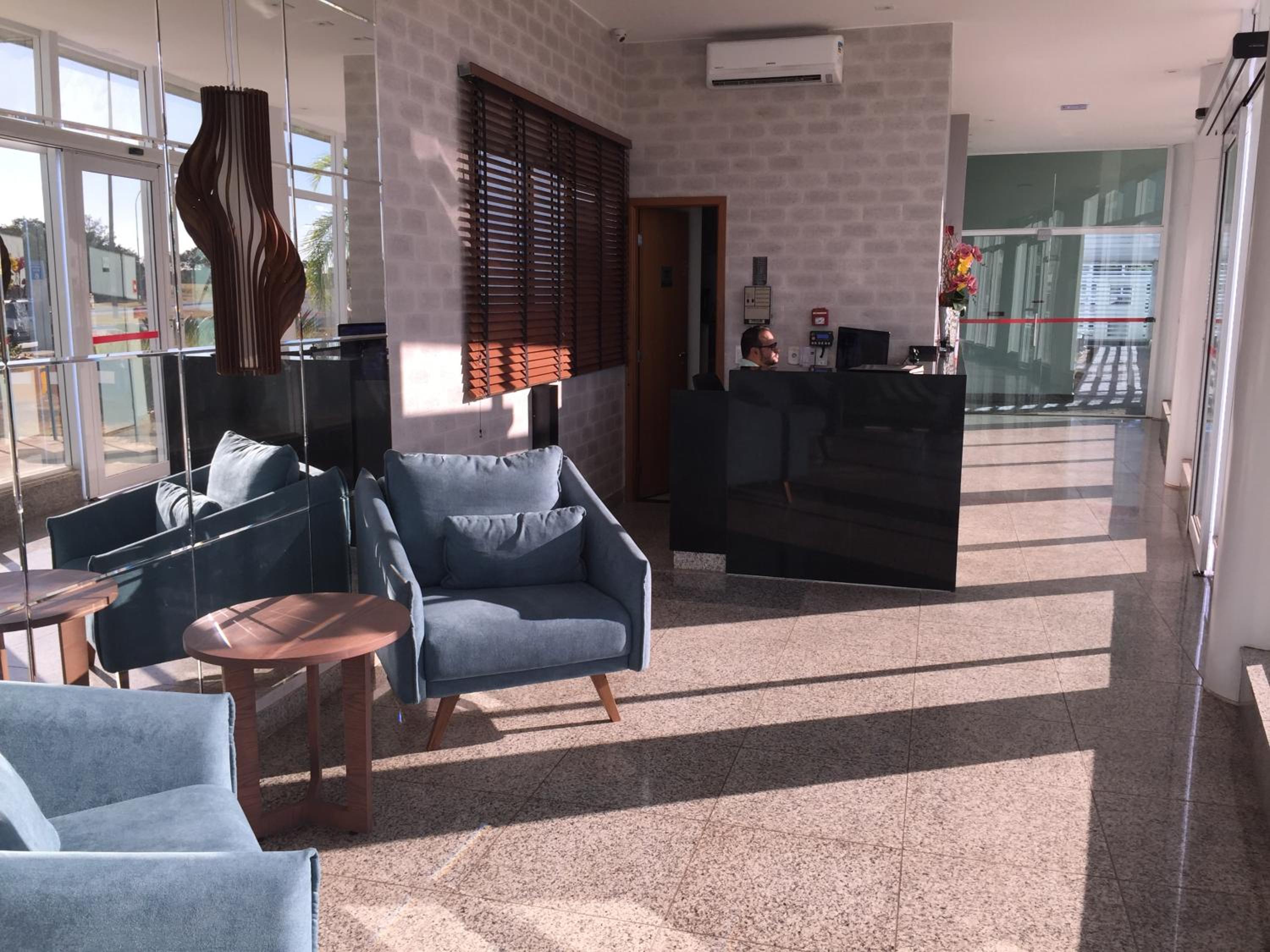 Sudoeste - confortável, silencioso, com garagem