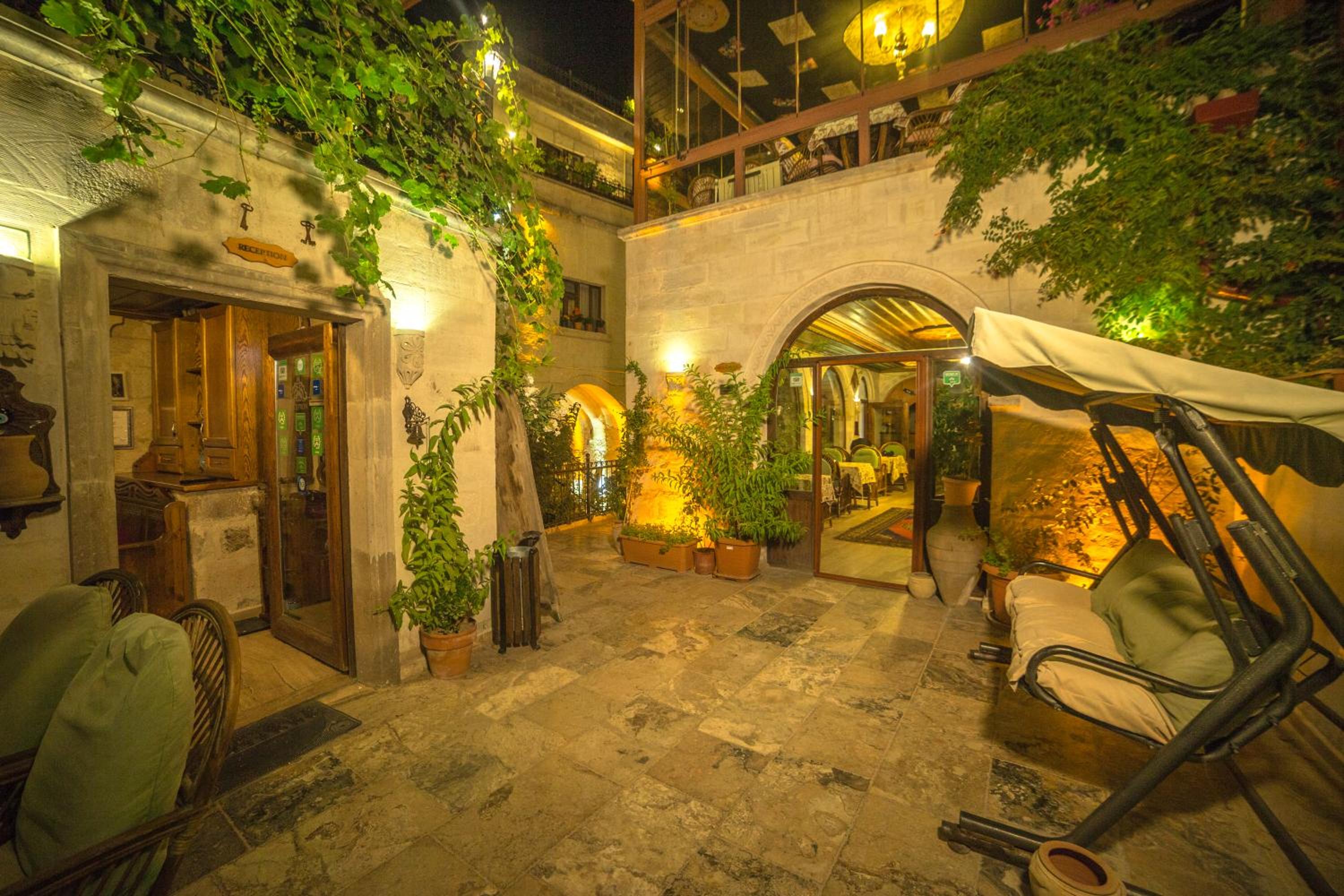 Hidden Cave Hotel - Image 105