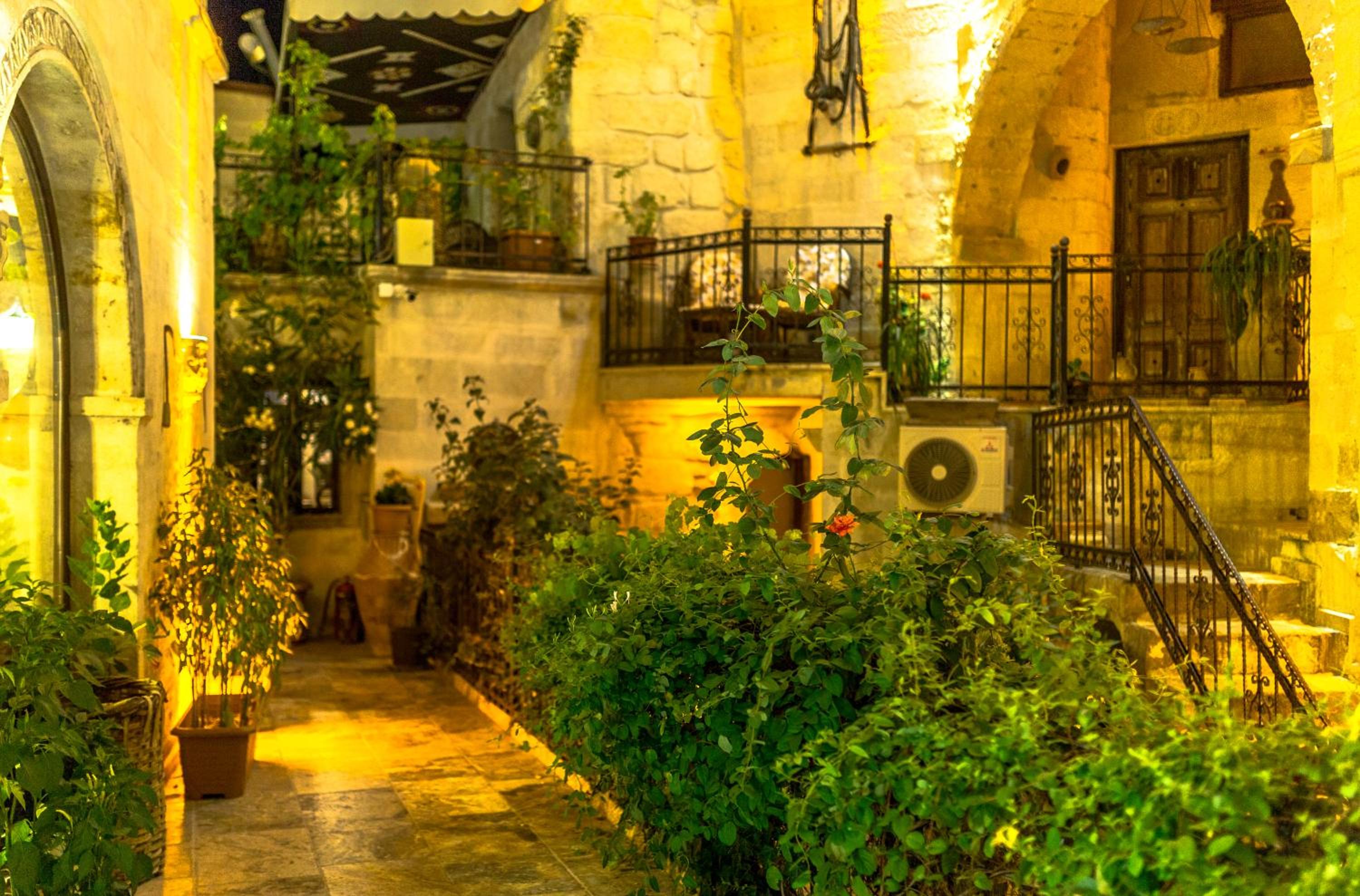Hidden Cave Hotel - Image 109
