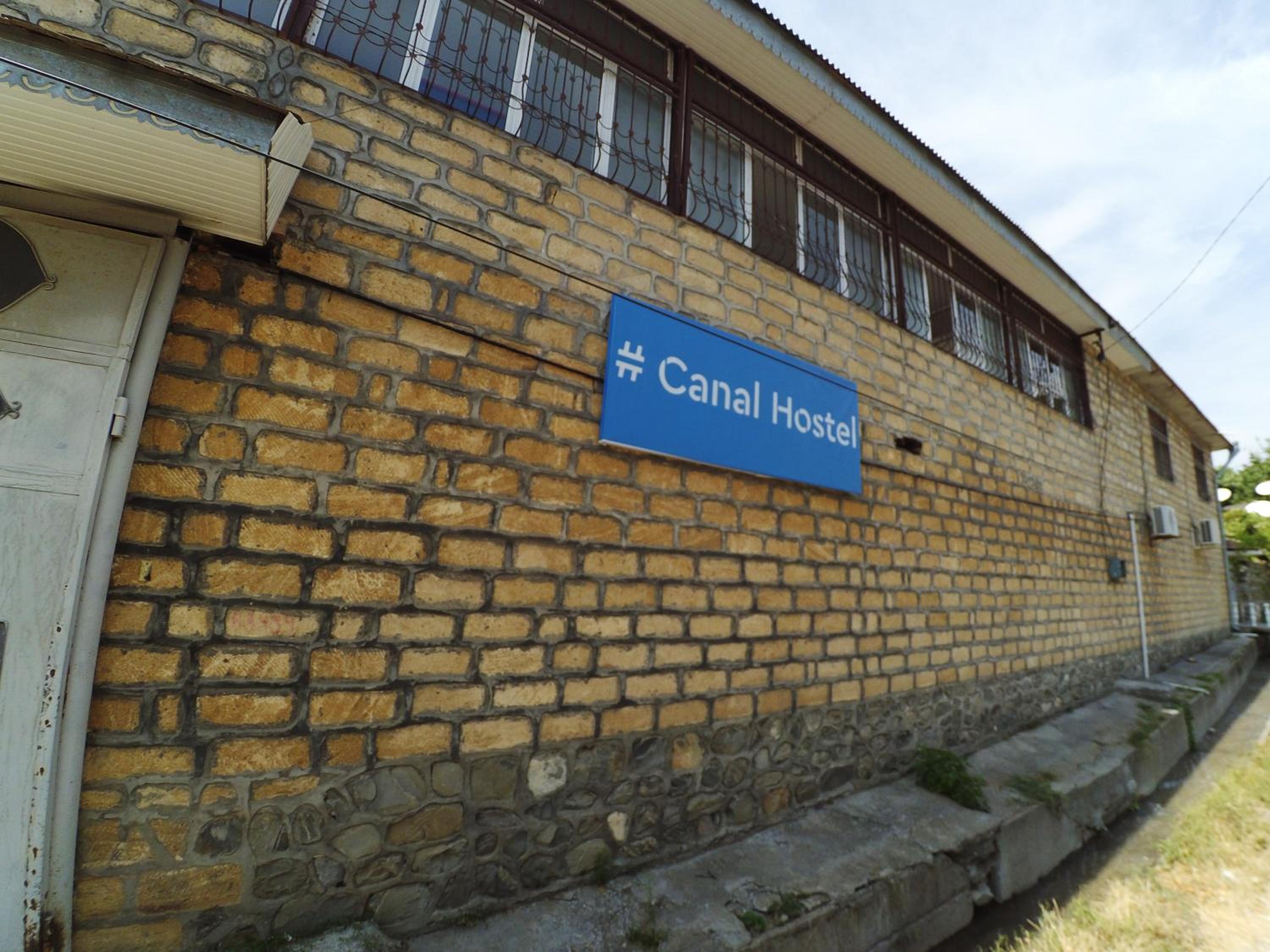 Canal Hostel