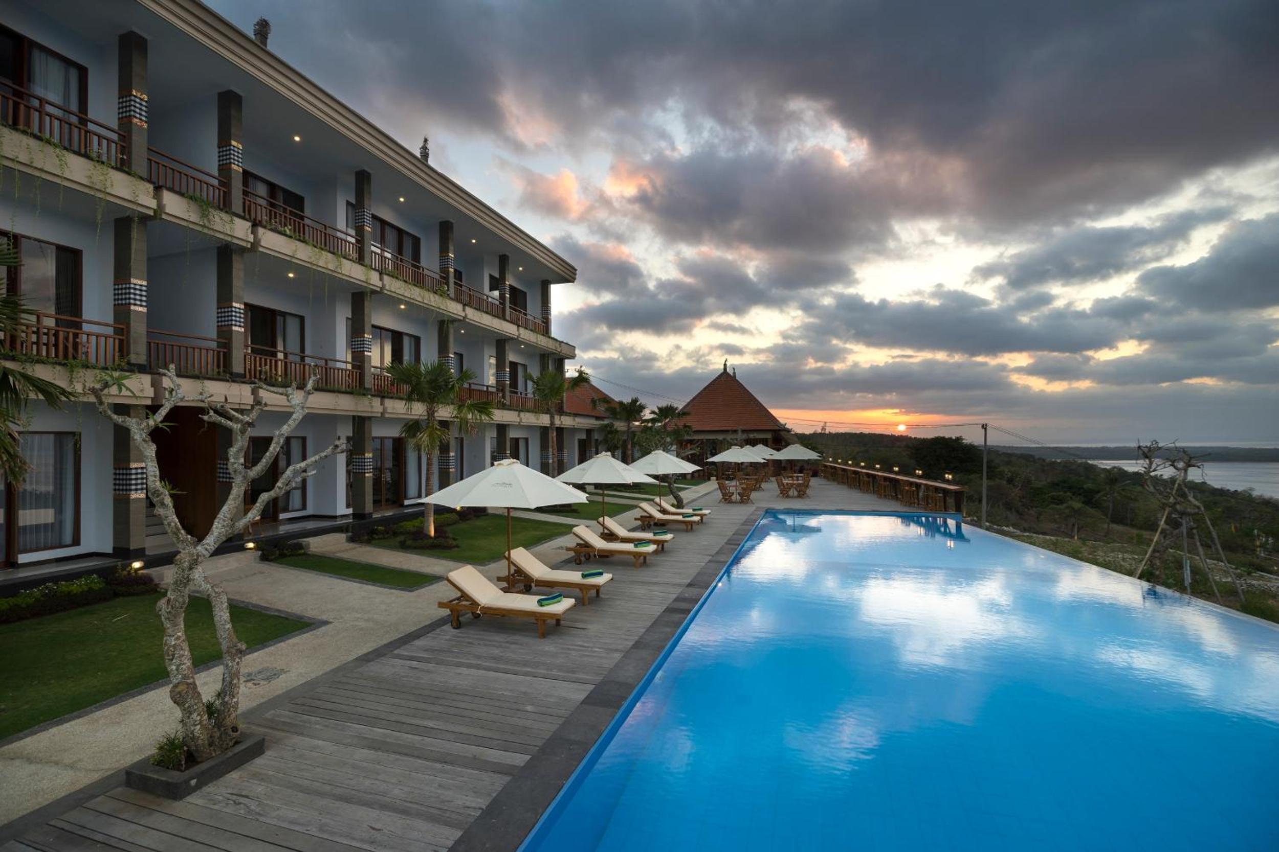 Semabu Hills Hotel Nusa Penida