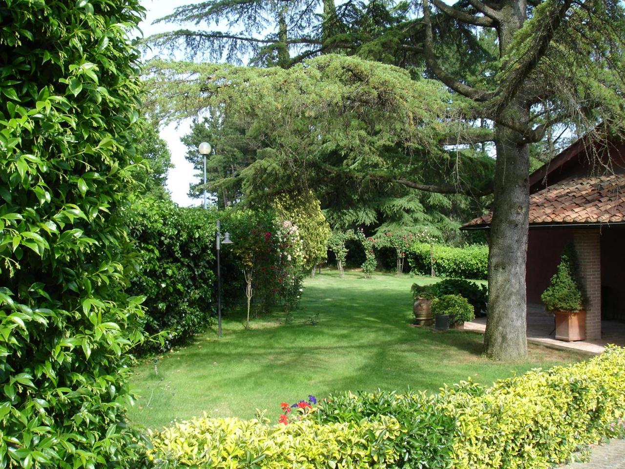 Villa Colle Farnese view 3