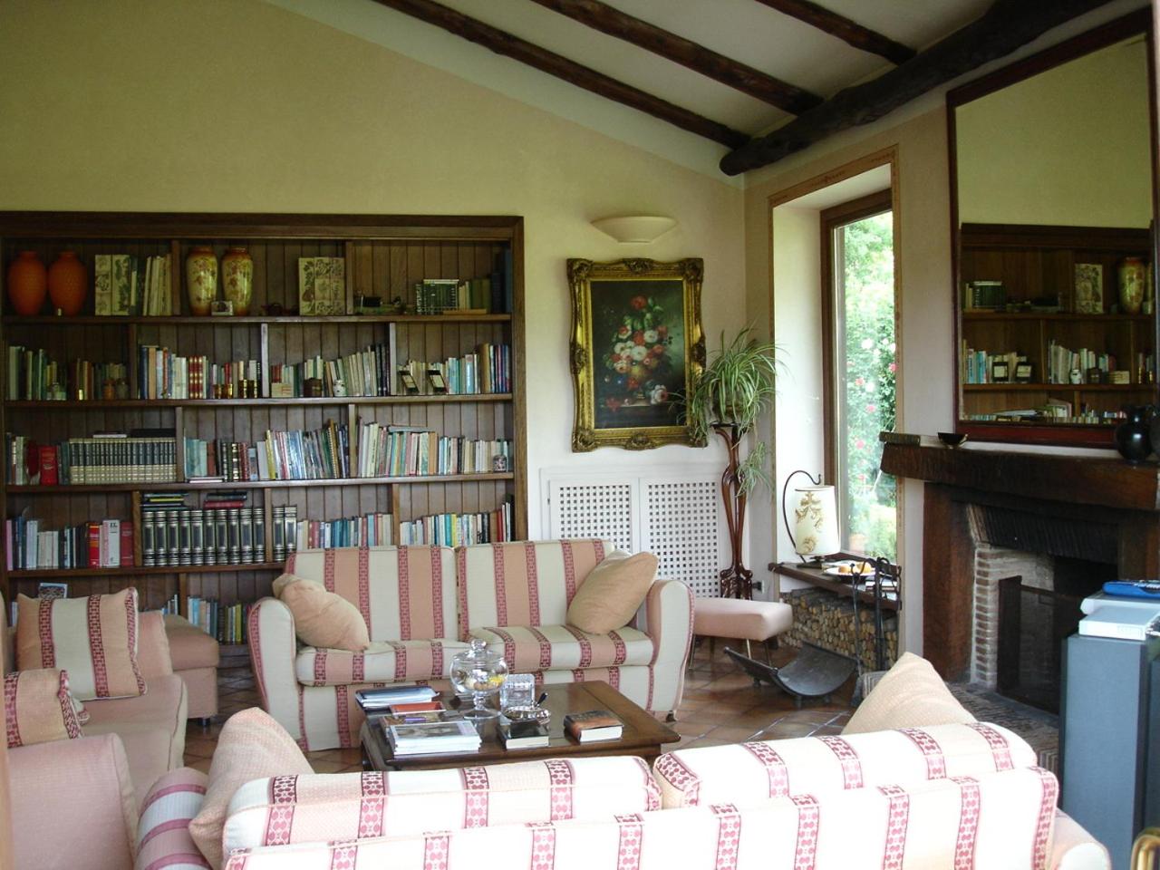 Photo 18