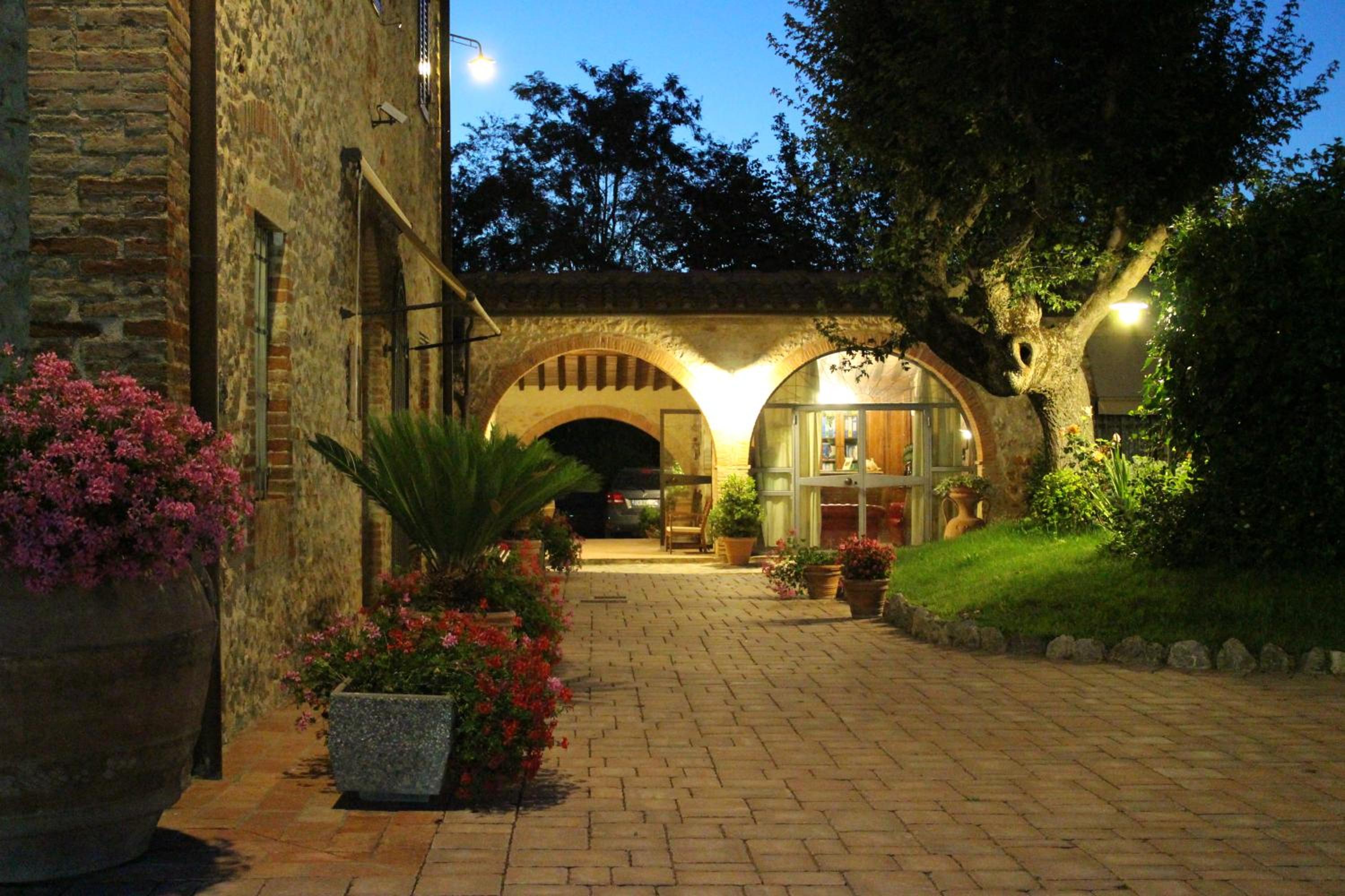 IL COLOMBAIO Winery view 5