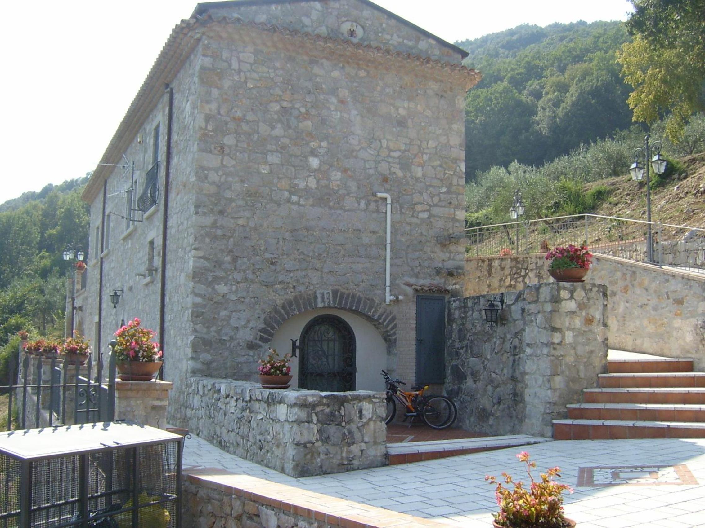 Photo 7