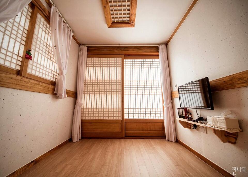 Jeongga Hanok