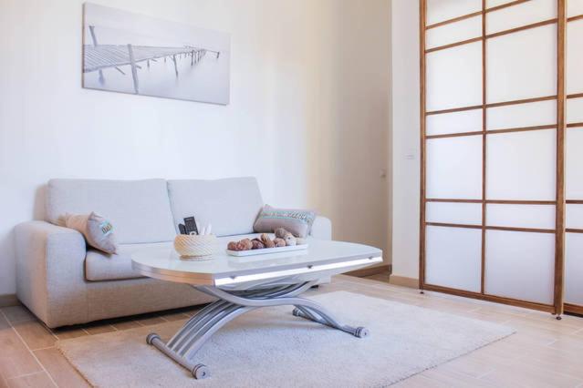 Hotel Appartement Vue sur le Vieux Port - Image 1