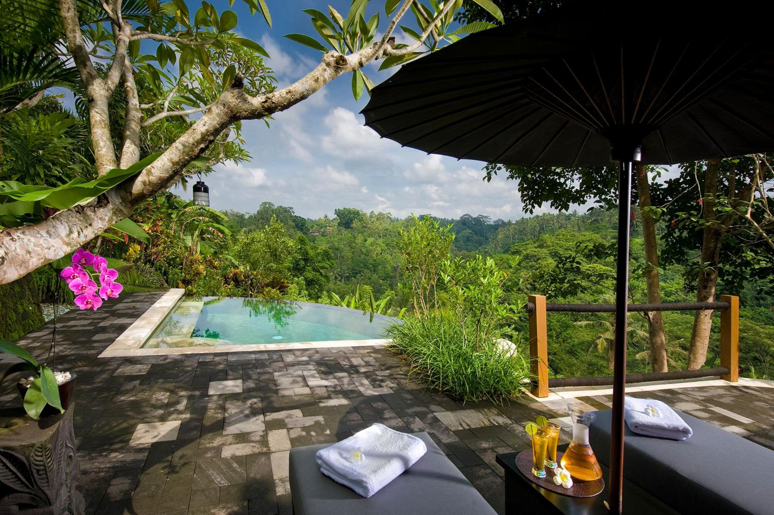 Bukit Naga Villa
