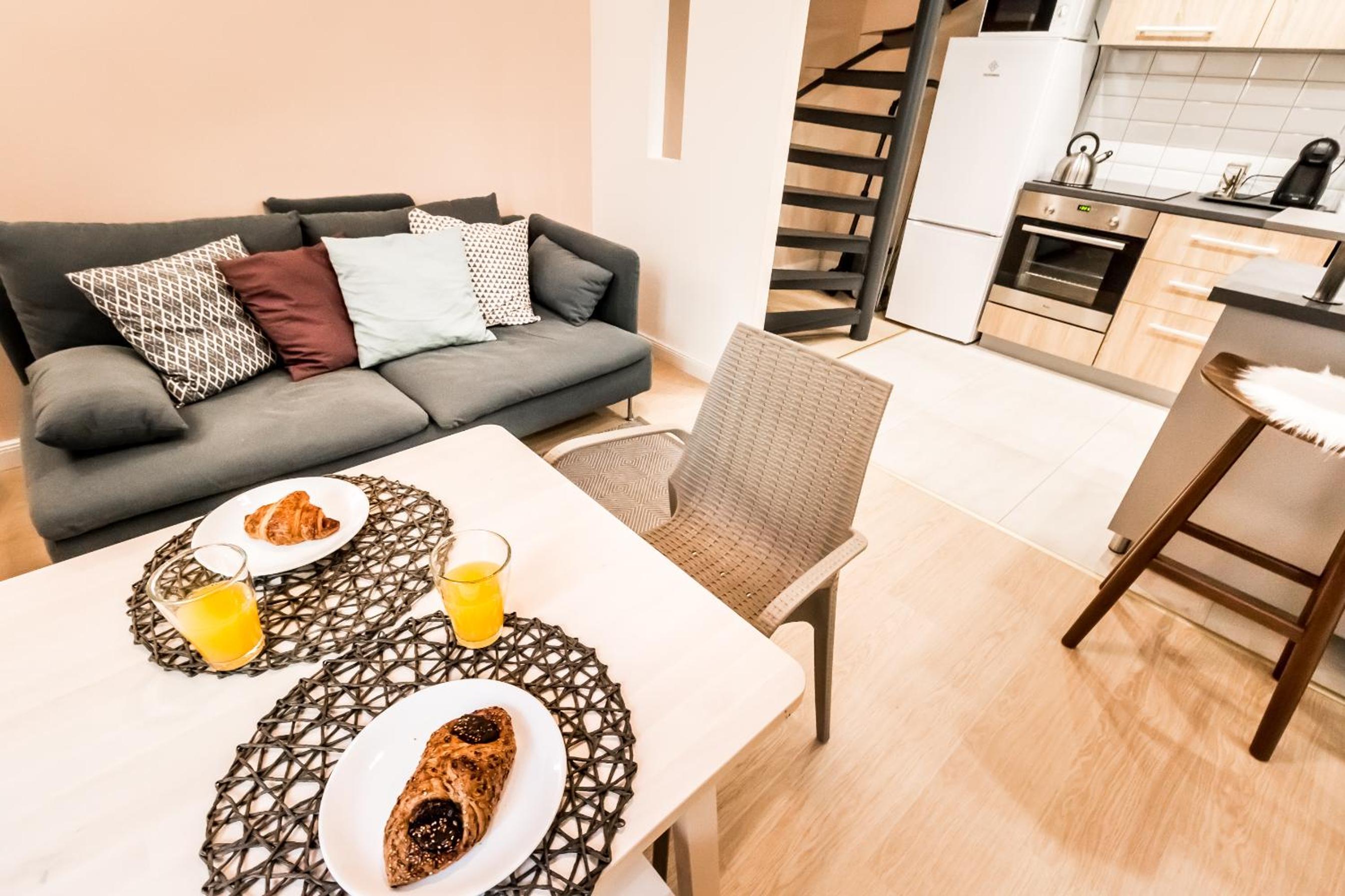 BpR Paulay Cozy Apartment view 4