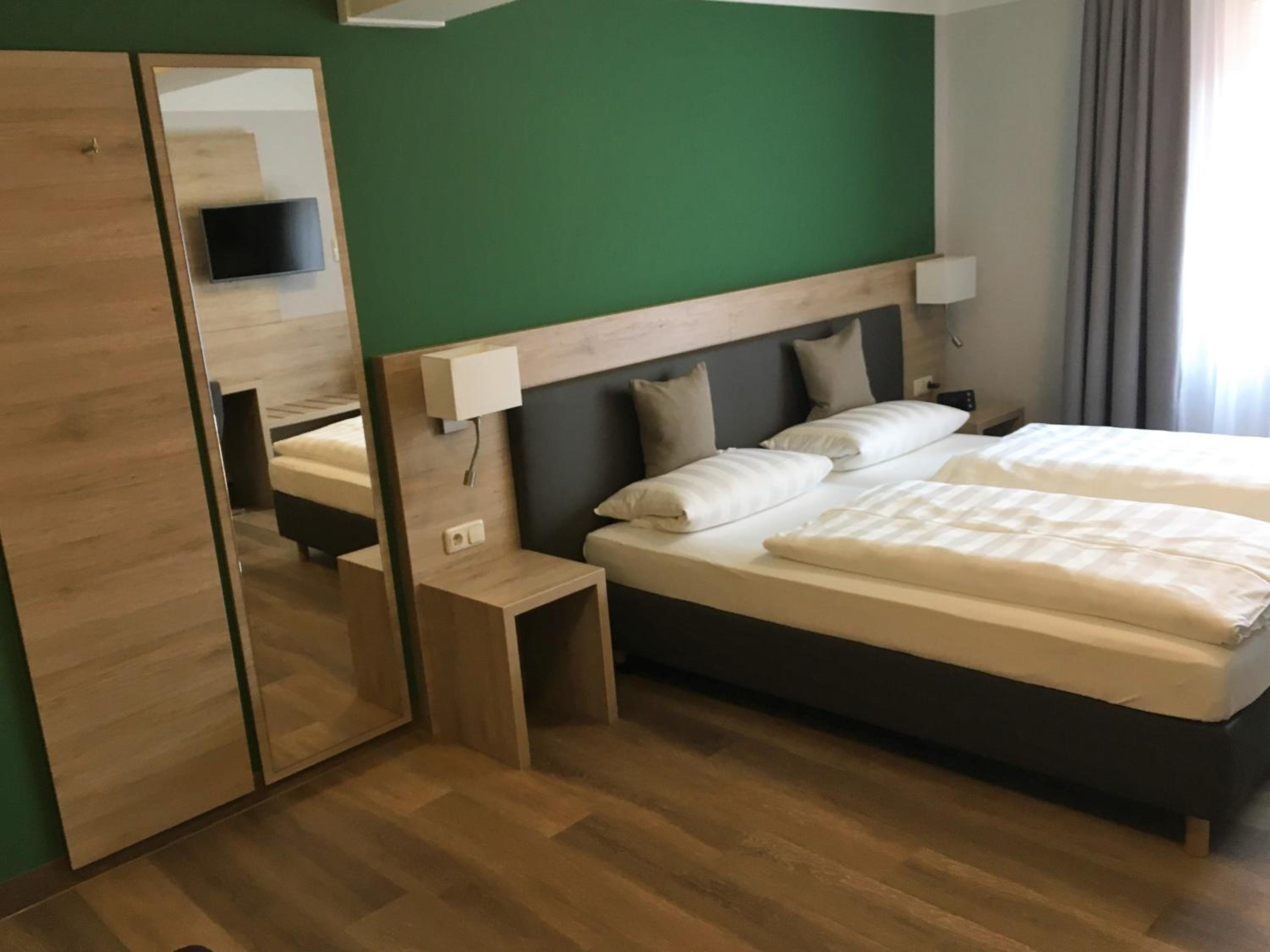 Eberl Hotel Pension München Feldmoching