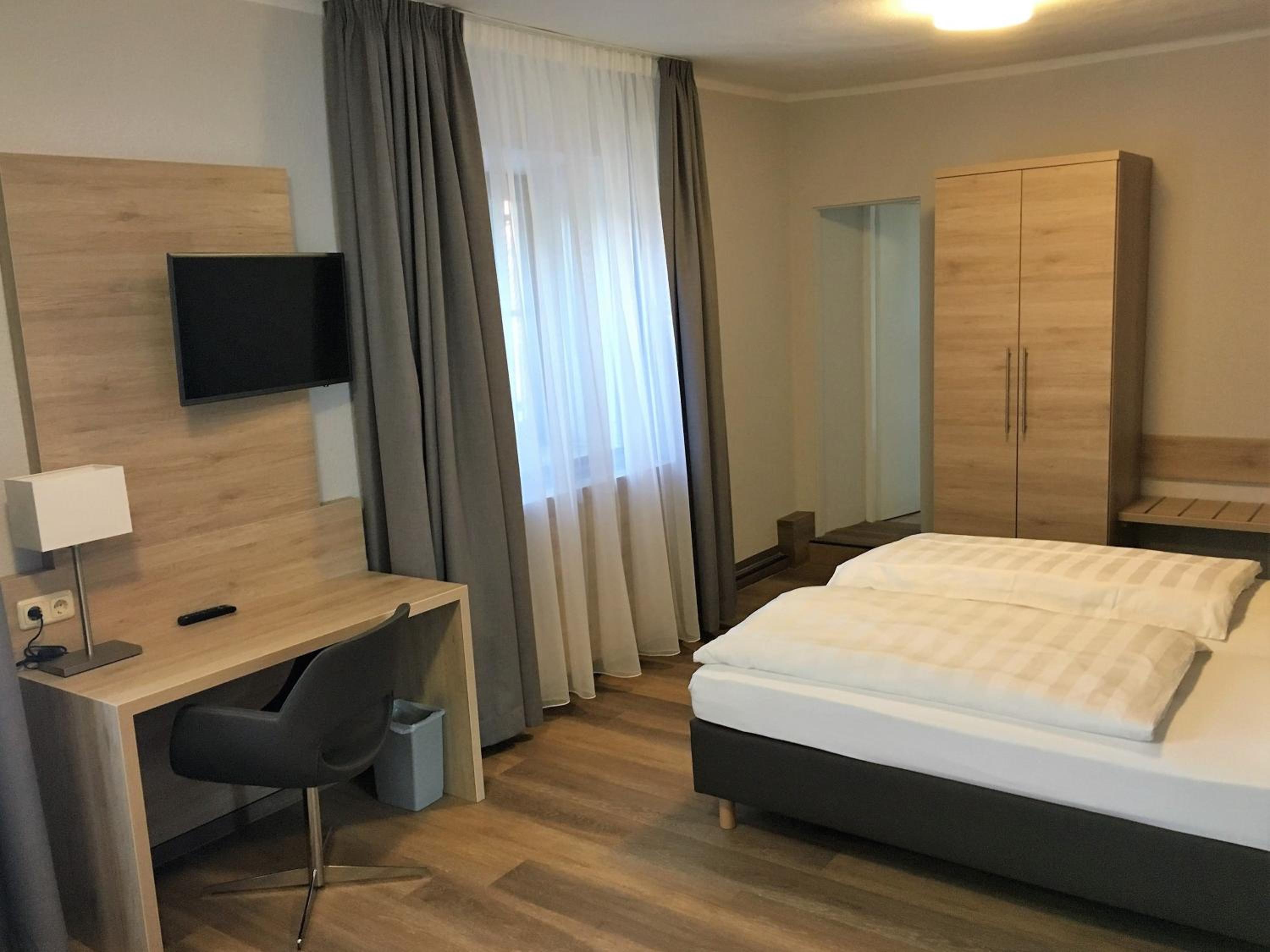 Eberl Hotel Pension München Feldmoching