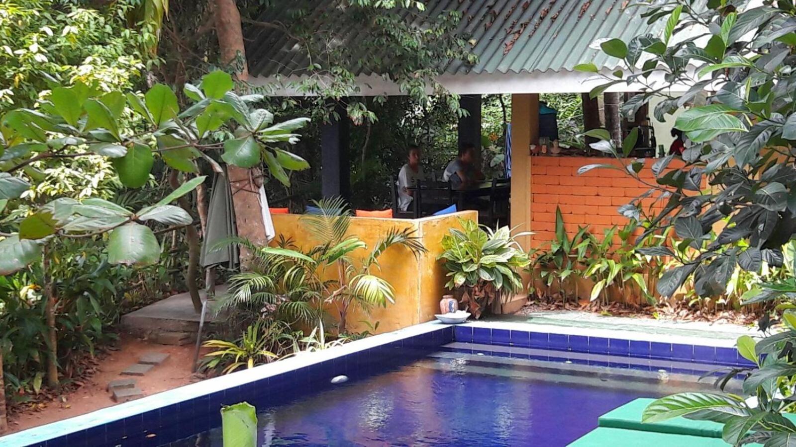 Randoni Villa