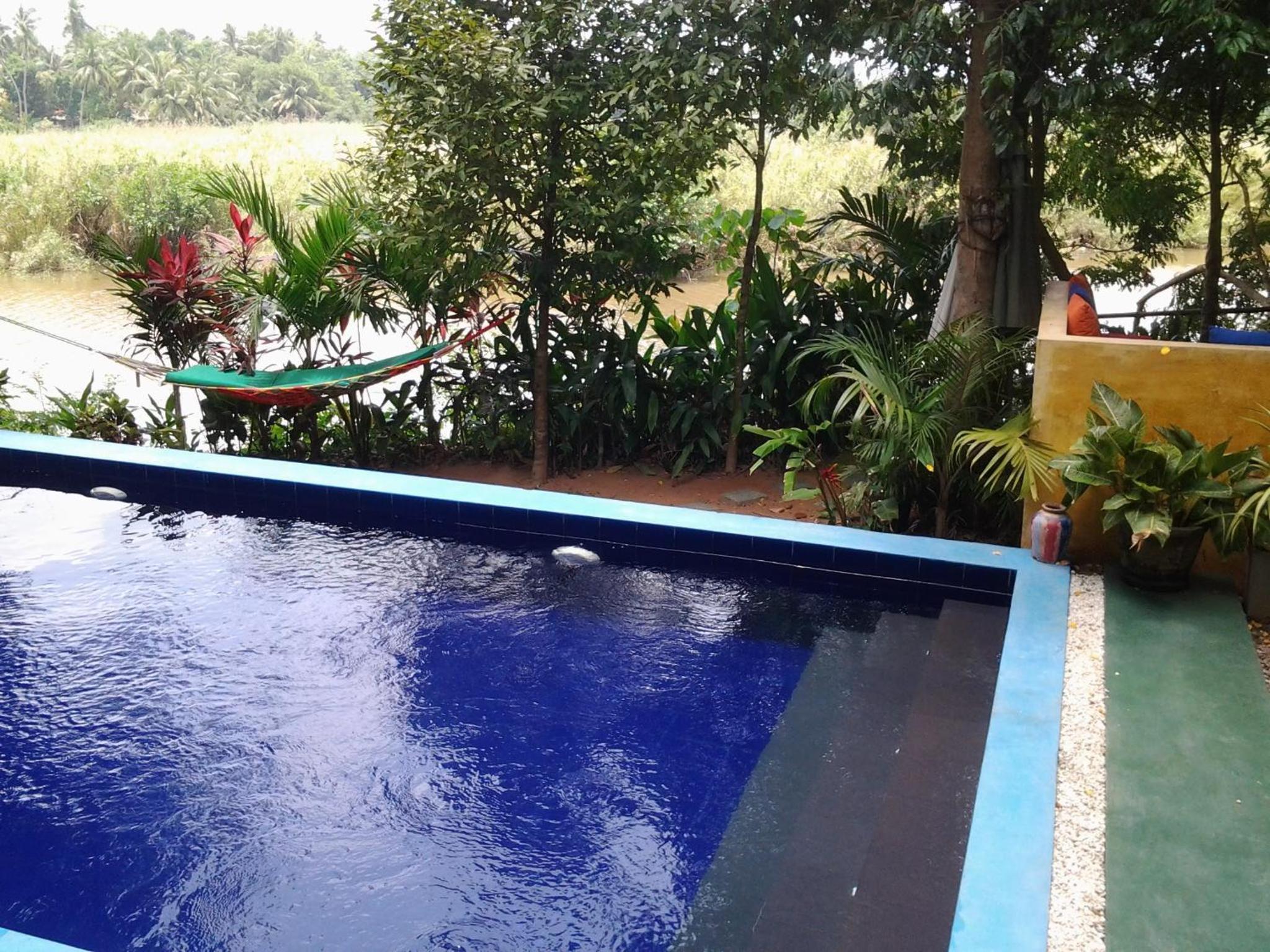 Randoni Villa