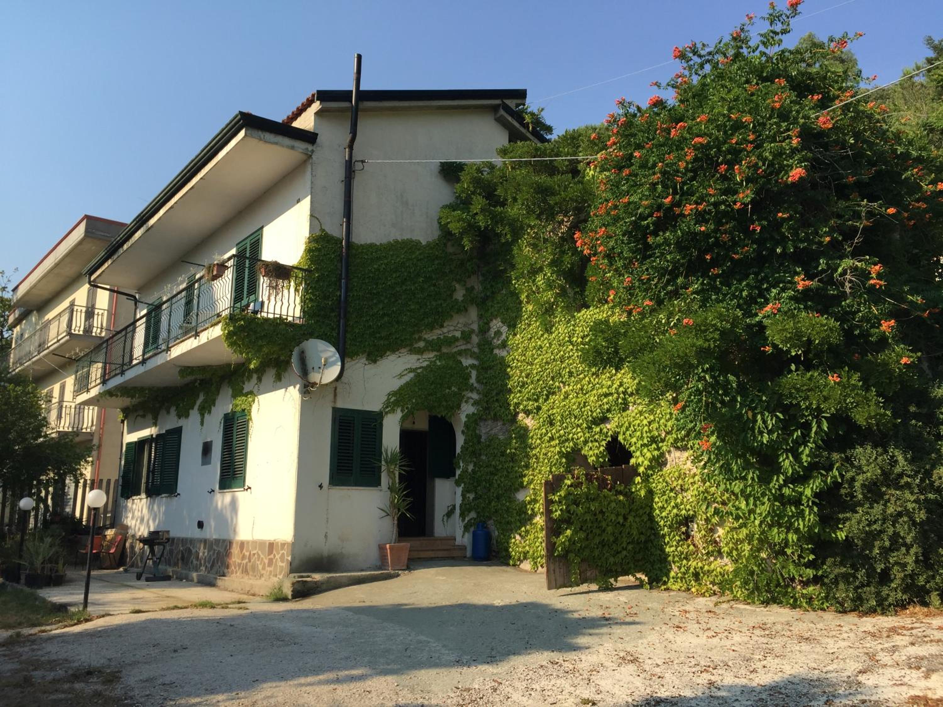 L'angolo Nascosto view 2