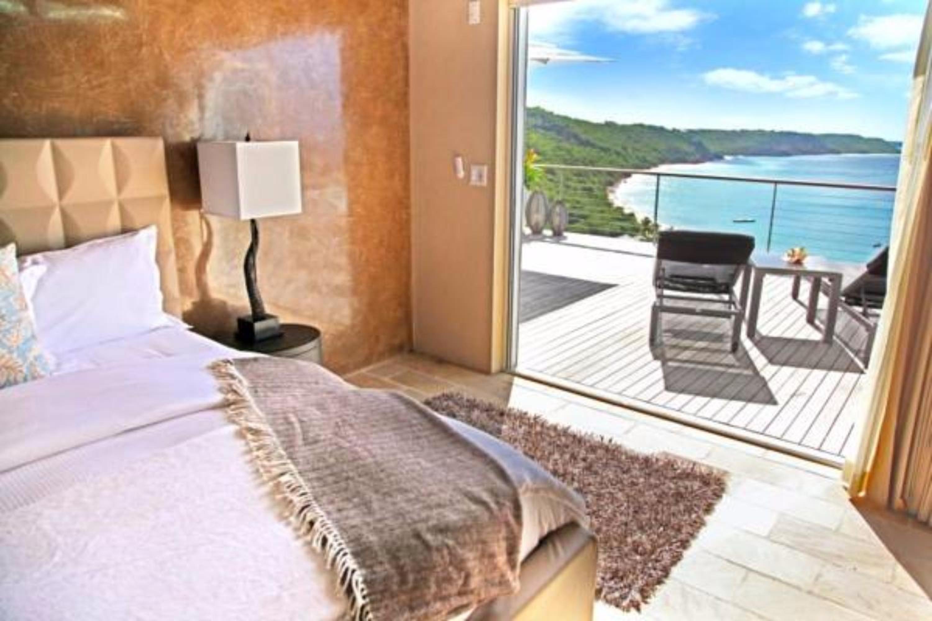 CeBlue Villas