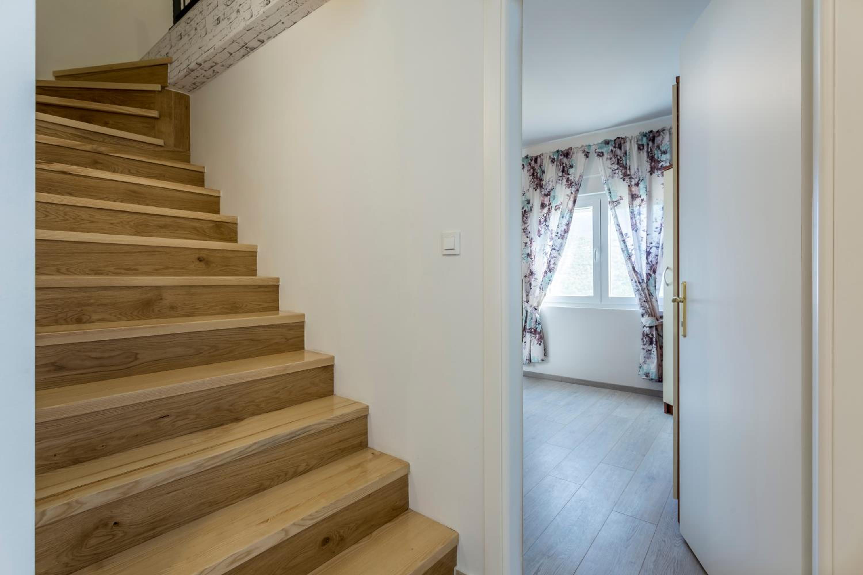 House Luce with pool en Omiš — other