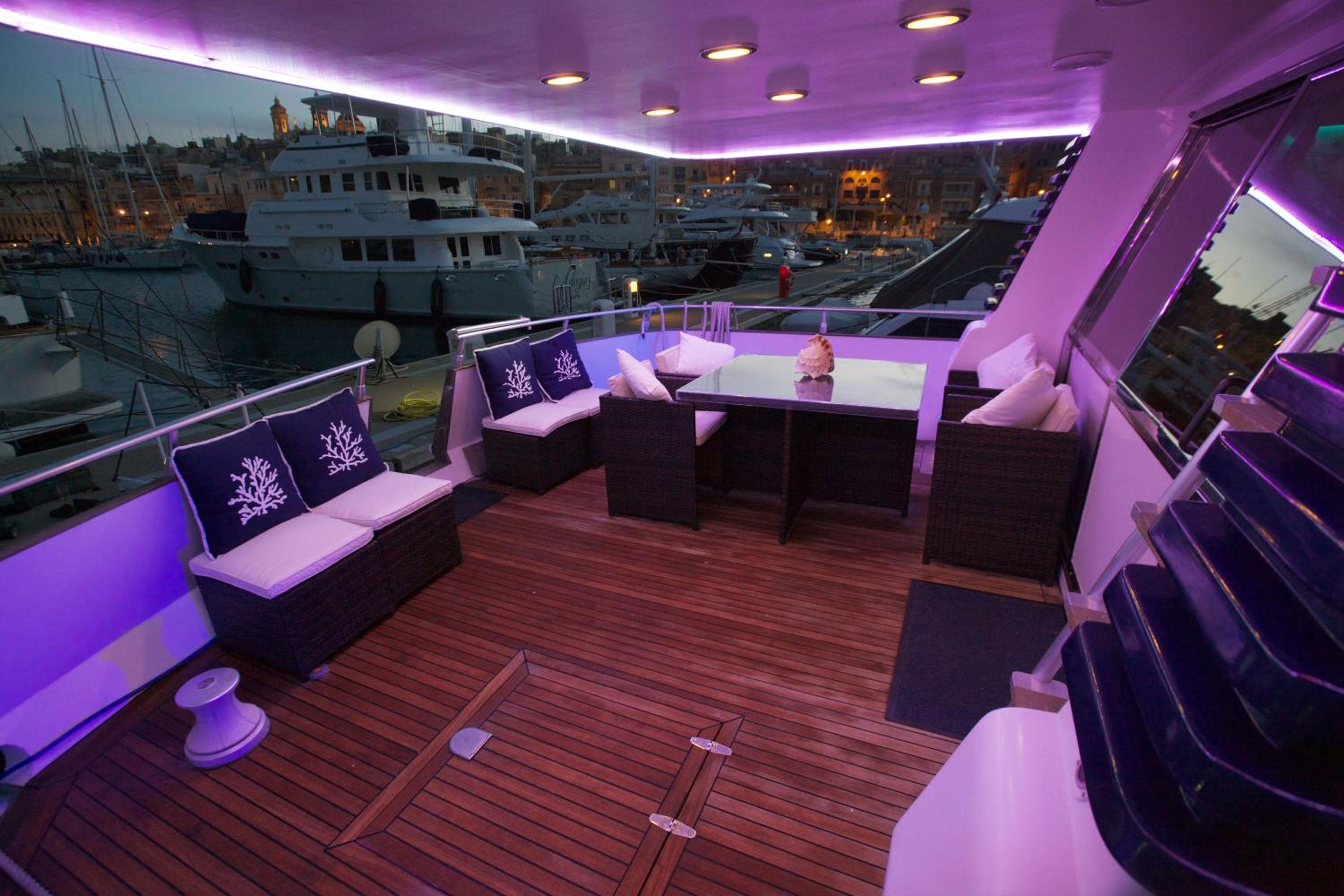 Riti Yacht