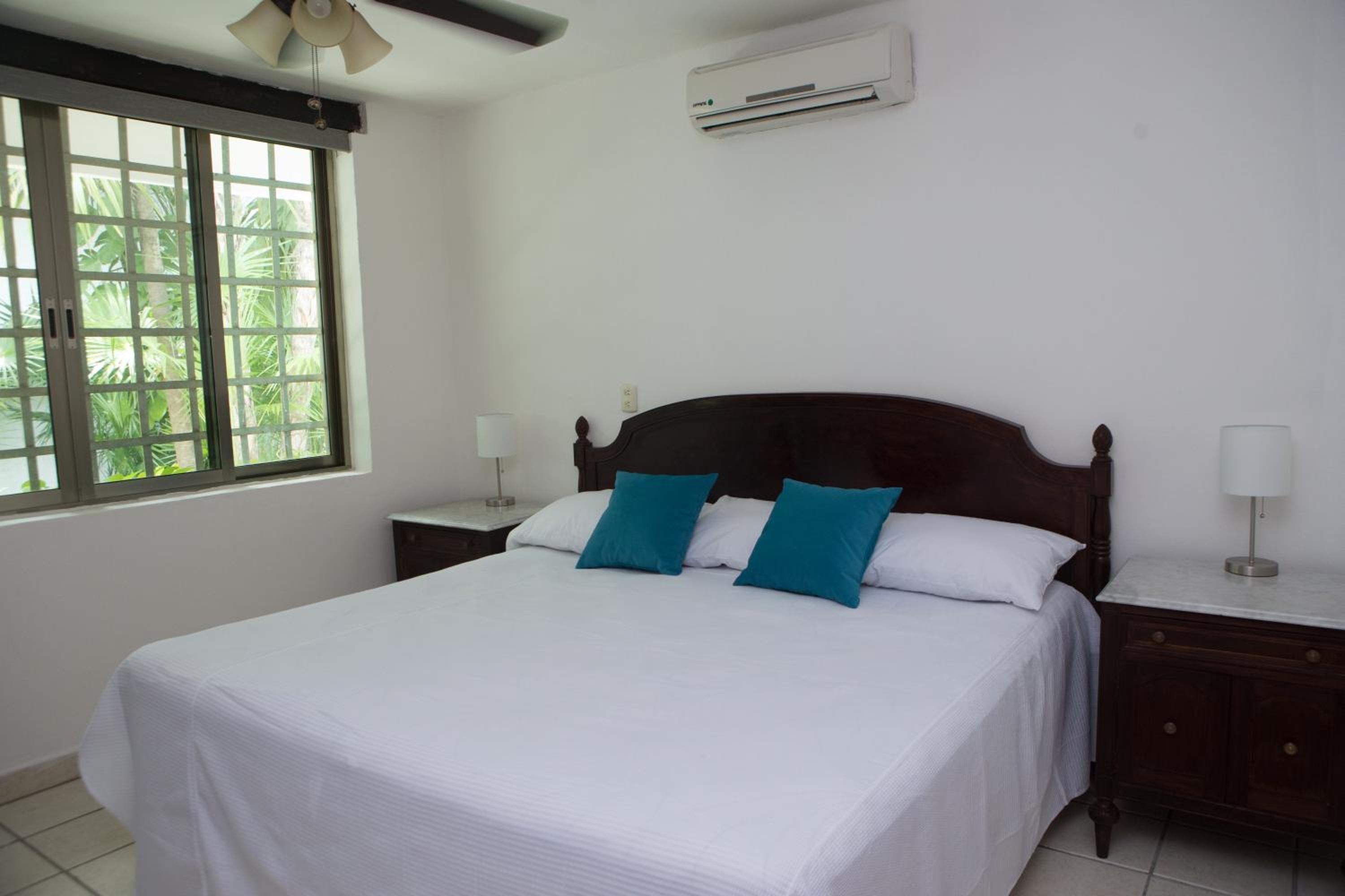 Cozy house downtown Cancun