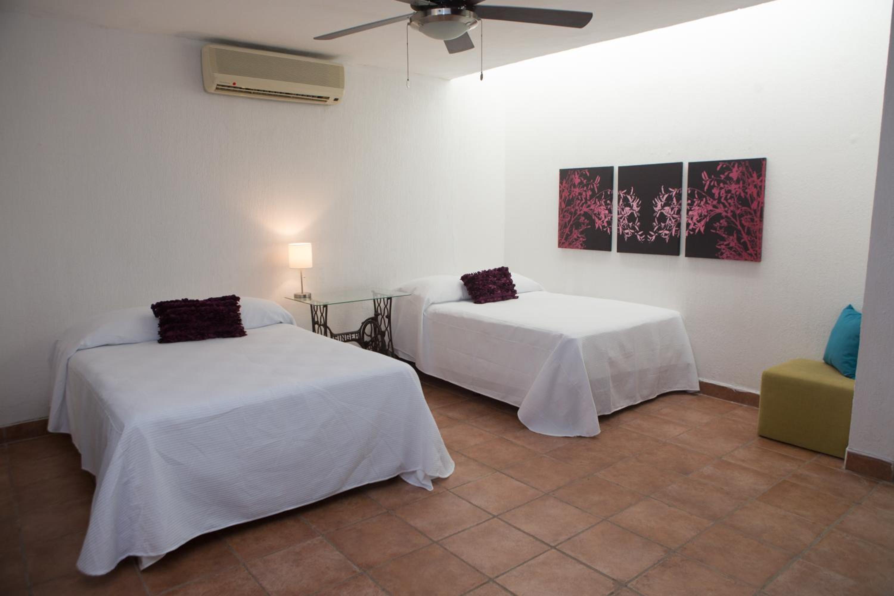 Cozy house downtown Cancun