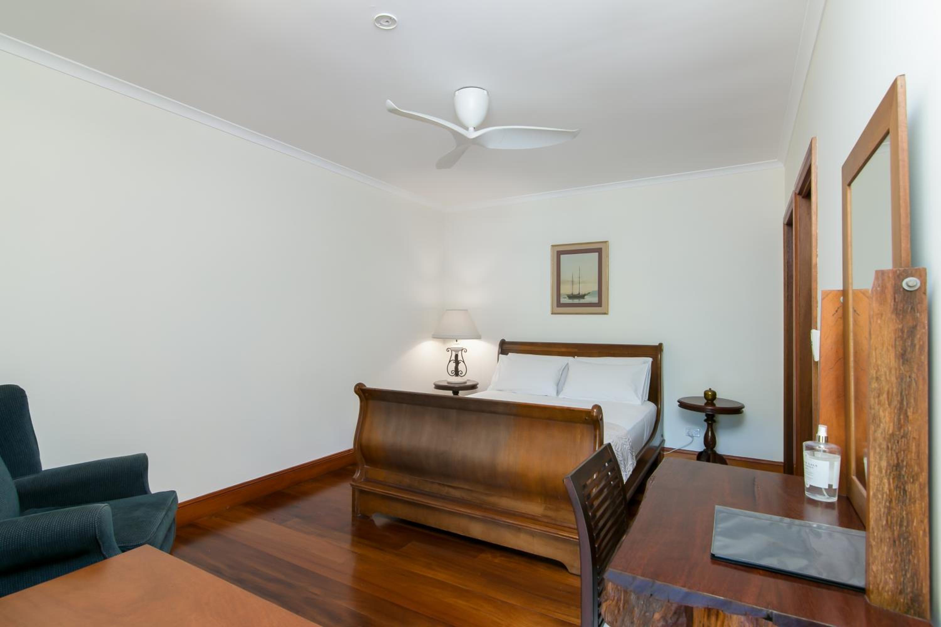Daintree Manor B&B