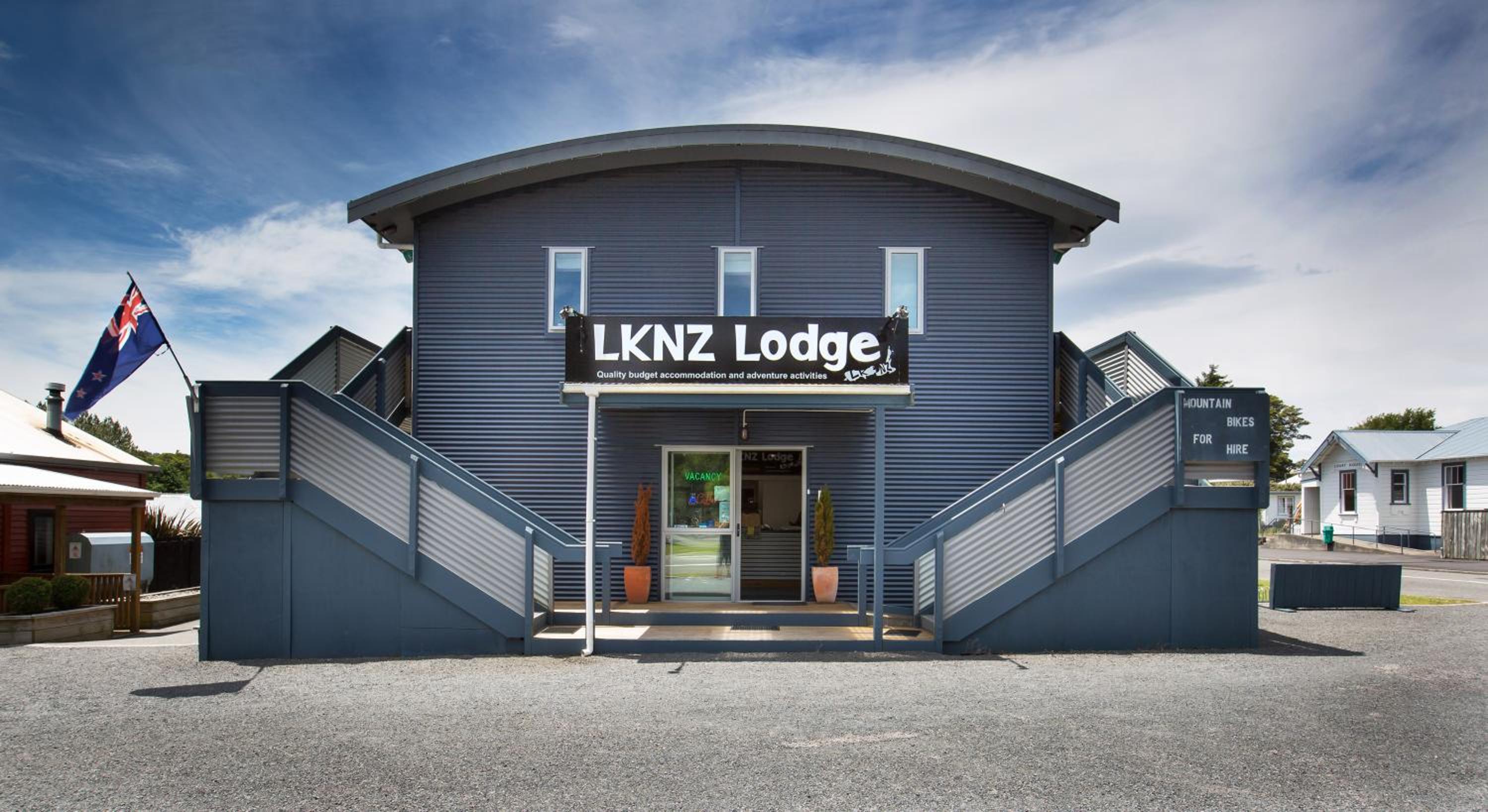LKNZ Lodge & Cafe