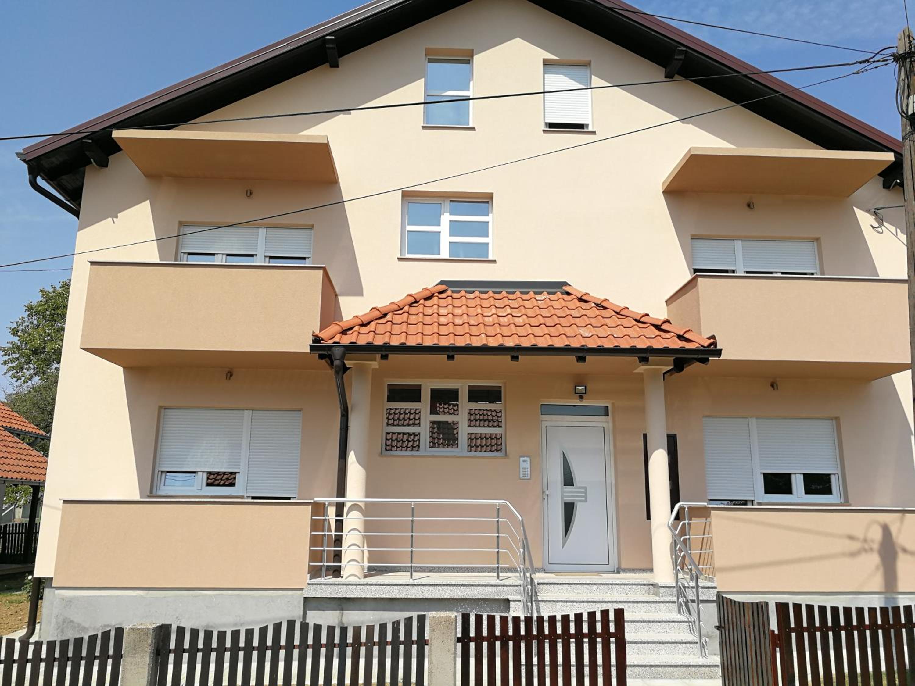 Photo 74