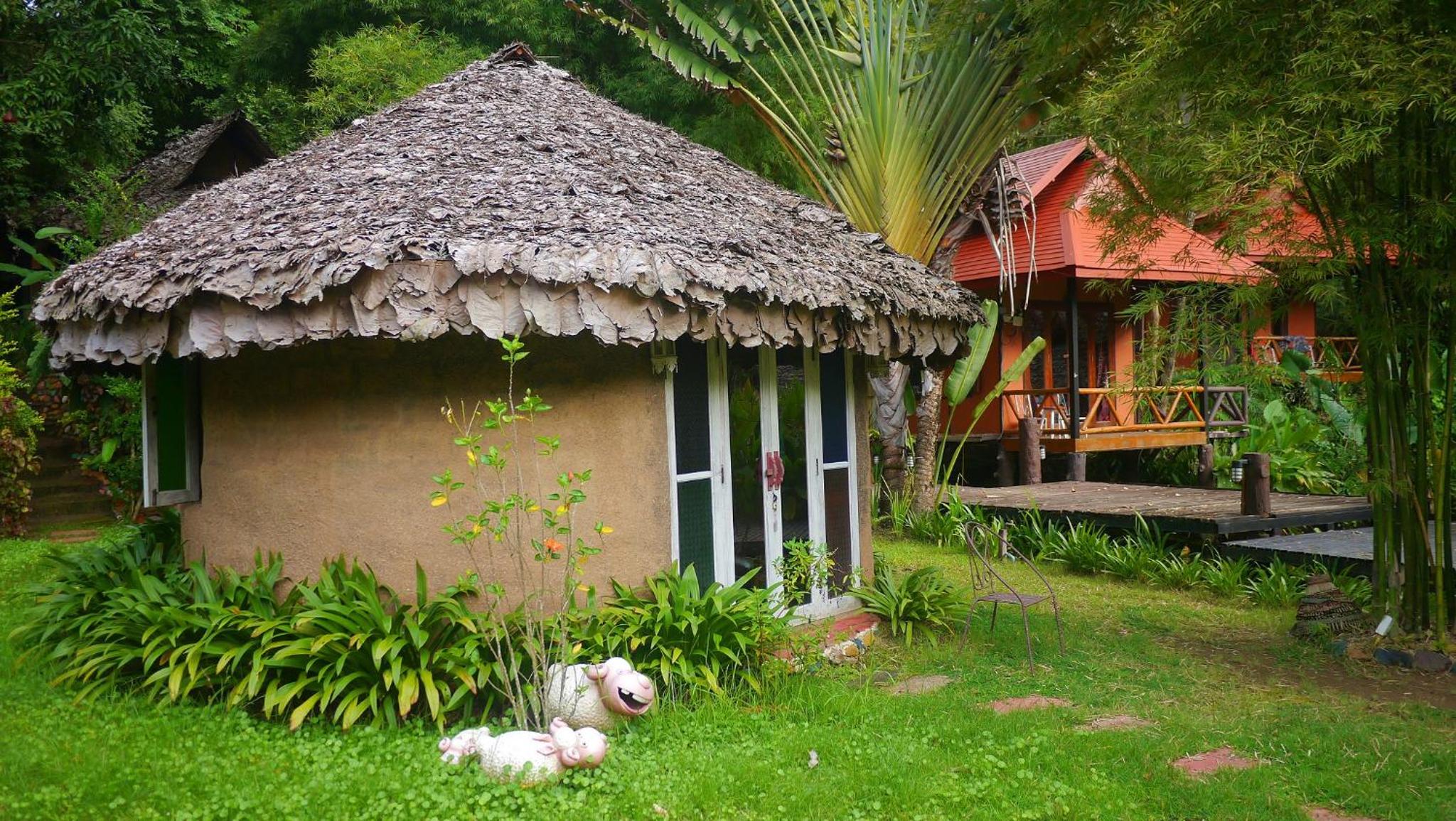 Pho Rak Nah Pai view 2
