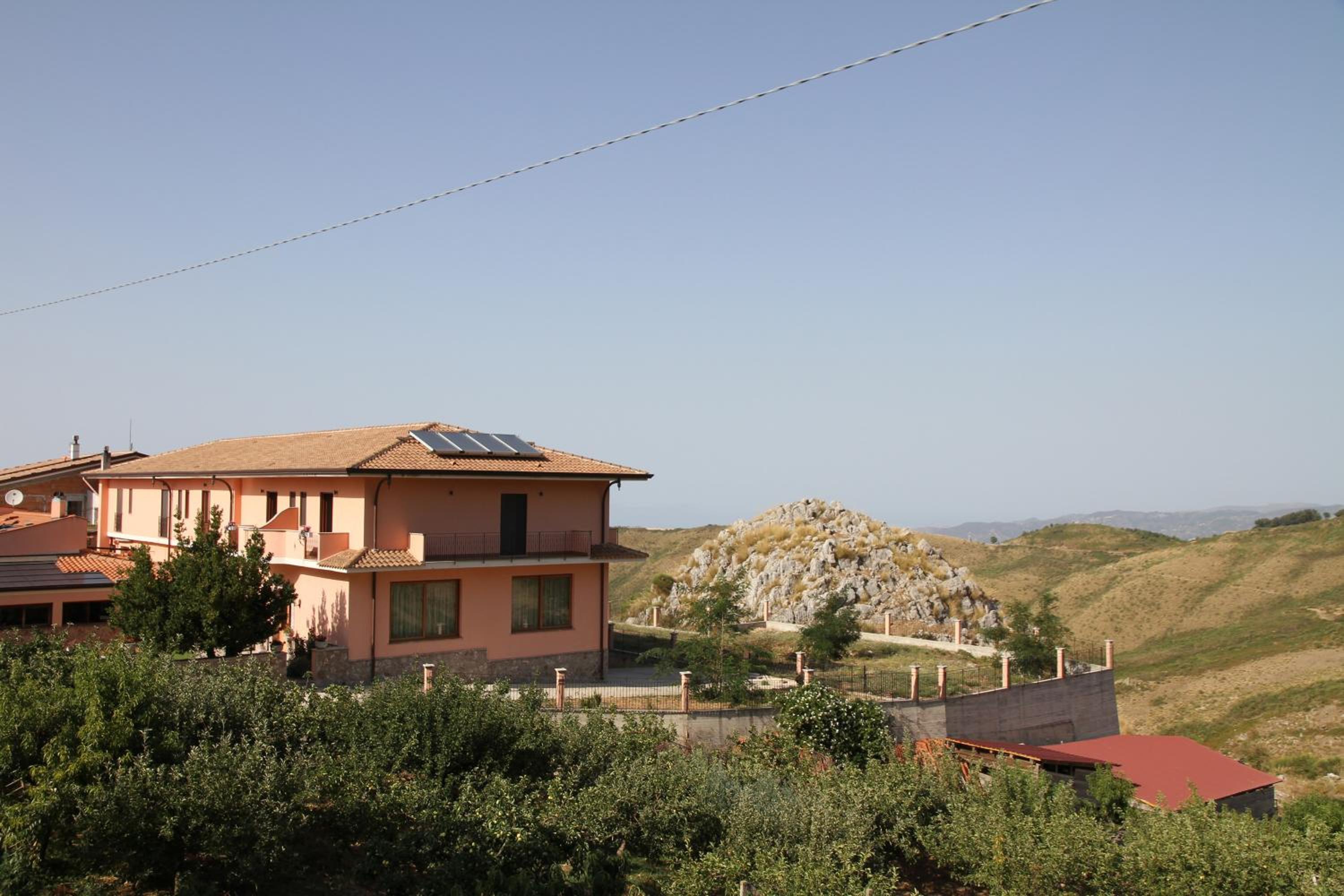 Monte San Giovanni-Nebrodi Rooms view 3