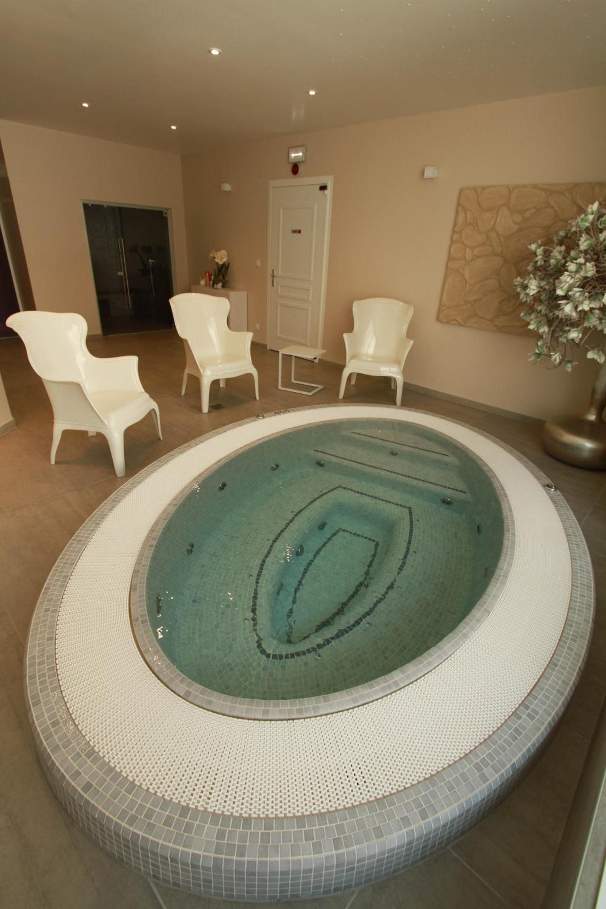 Jacuzzi