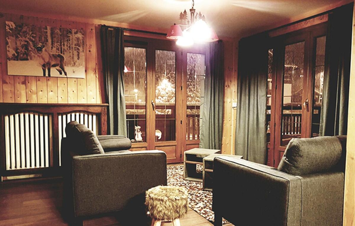 Odalys Chalet Le Marmotton view 4