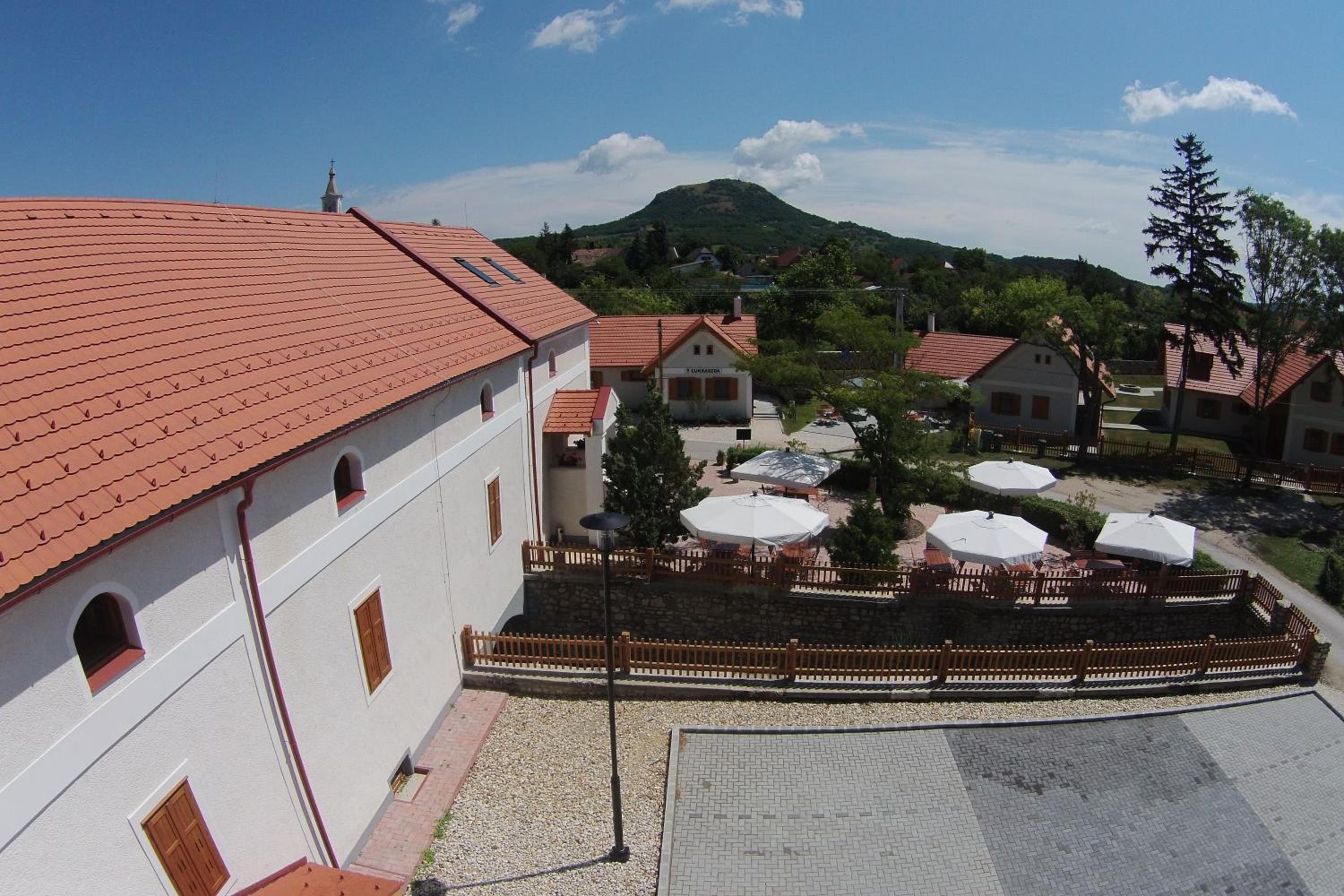 Bak Vendéglő view 2